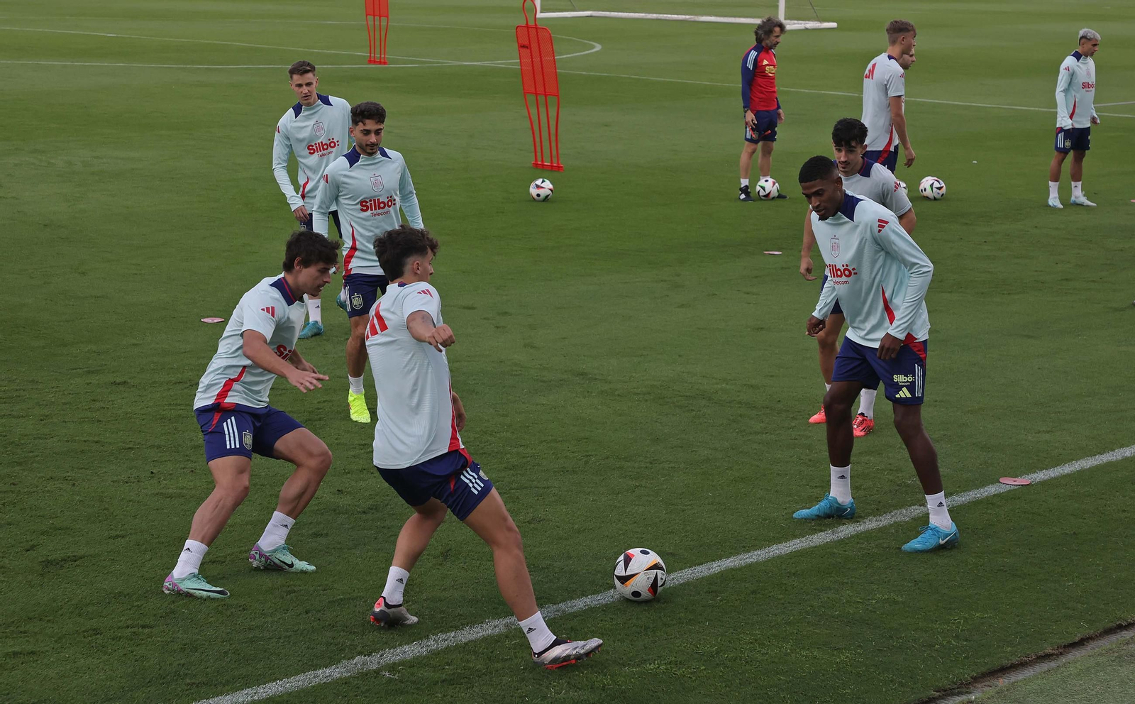 Fotos del entrenamiento de la selección española sub-21 en La Línea