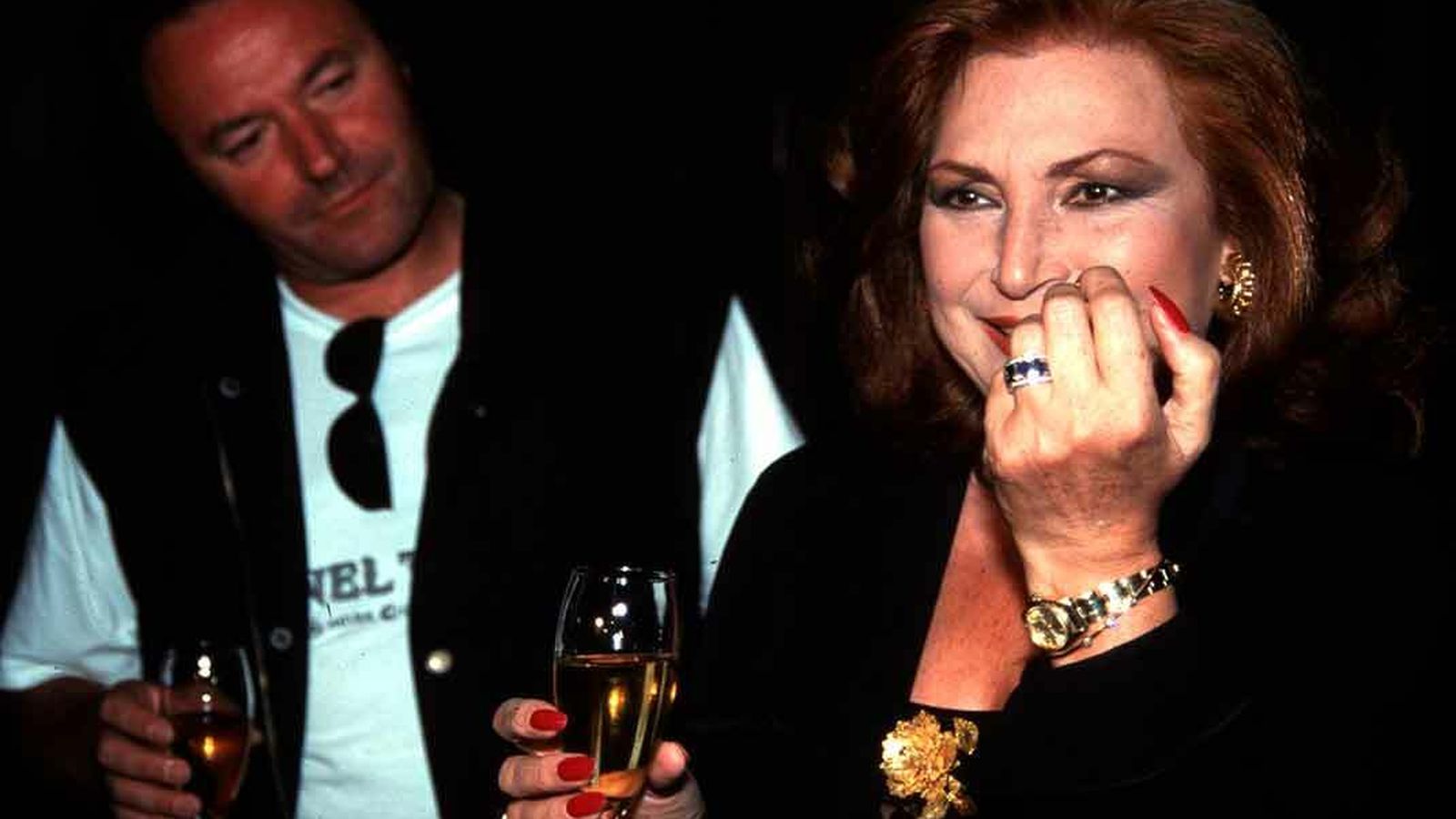 Foto de archivo de Amador, con su hermana, Rocío Jurado.