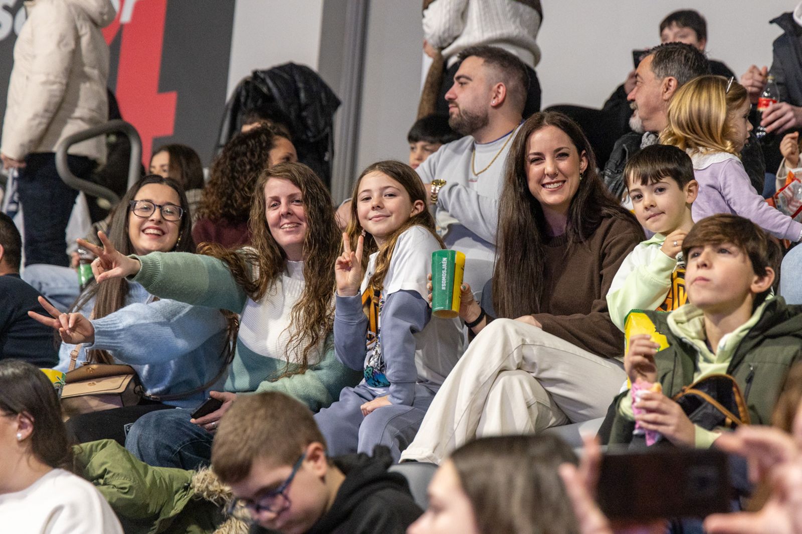 En imágenes: el Olivo Arena vibra con piruetas y motor en estado puro en el Soloflow Freestyle (1)