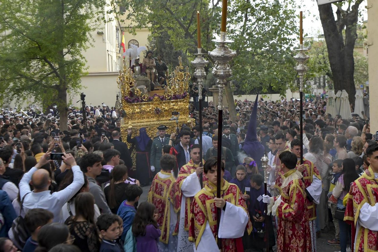 Las mejores fotos del Martes Santo en Granada