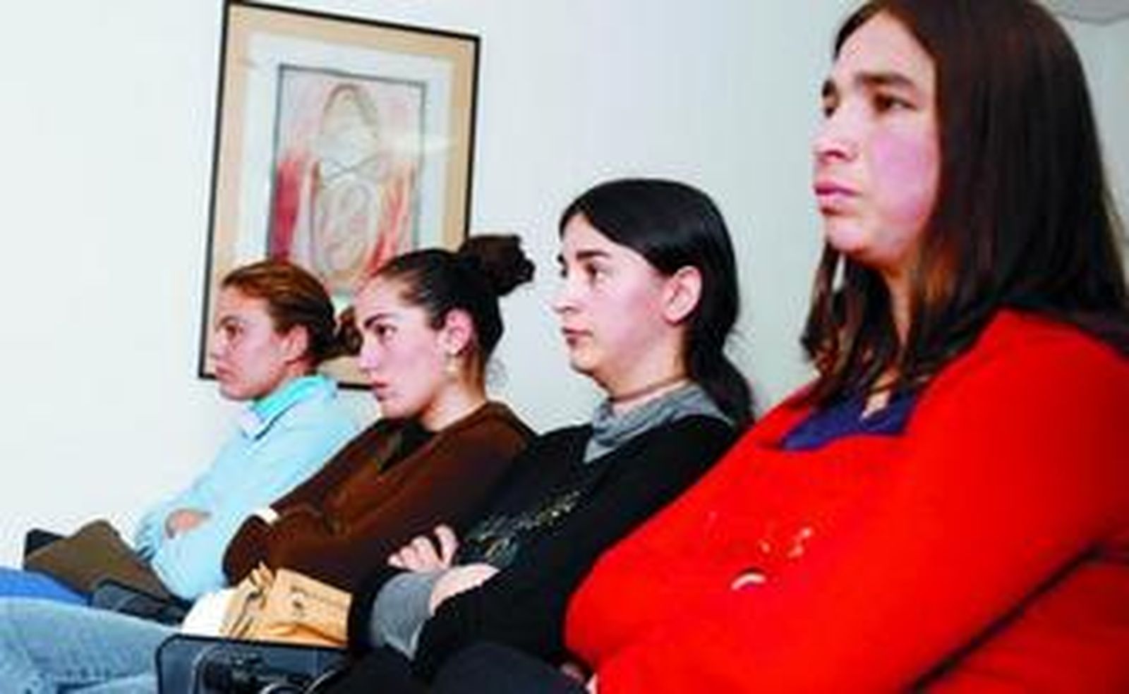 Familiares de los encarcelados, ayer en la sede de Pro Derechos Humanos.