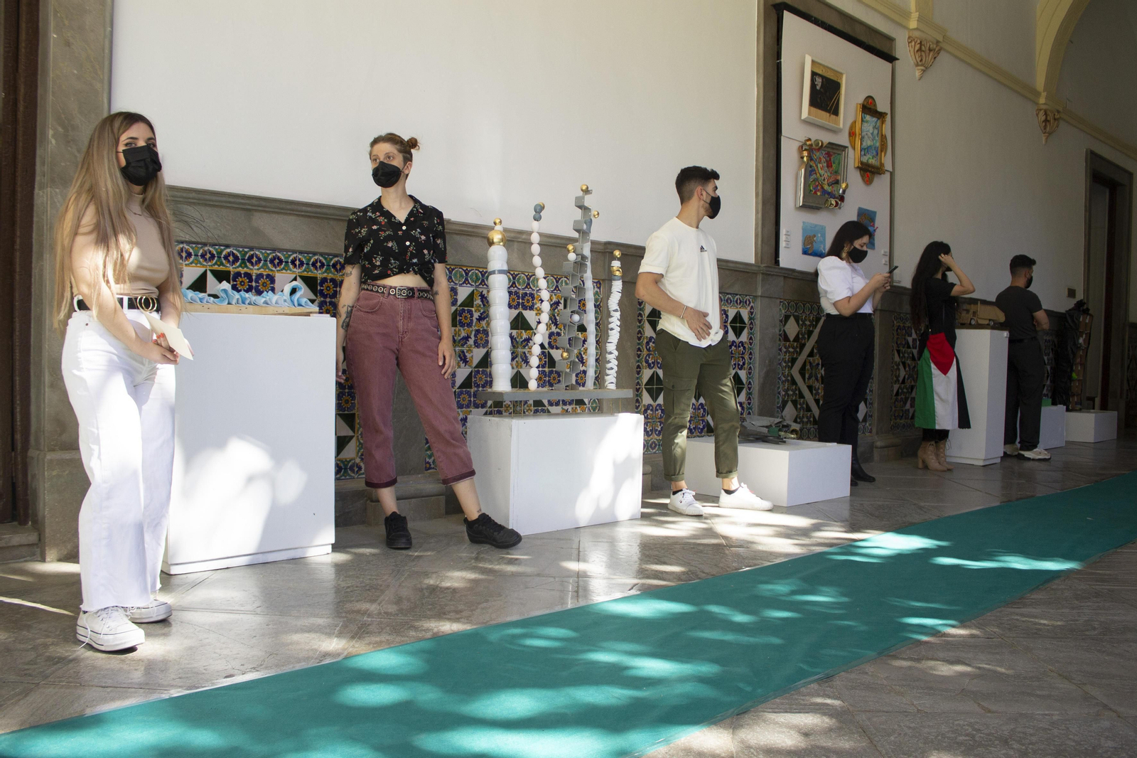 Fotos del desfile de ropa reciclada en Granada