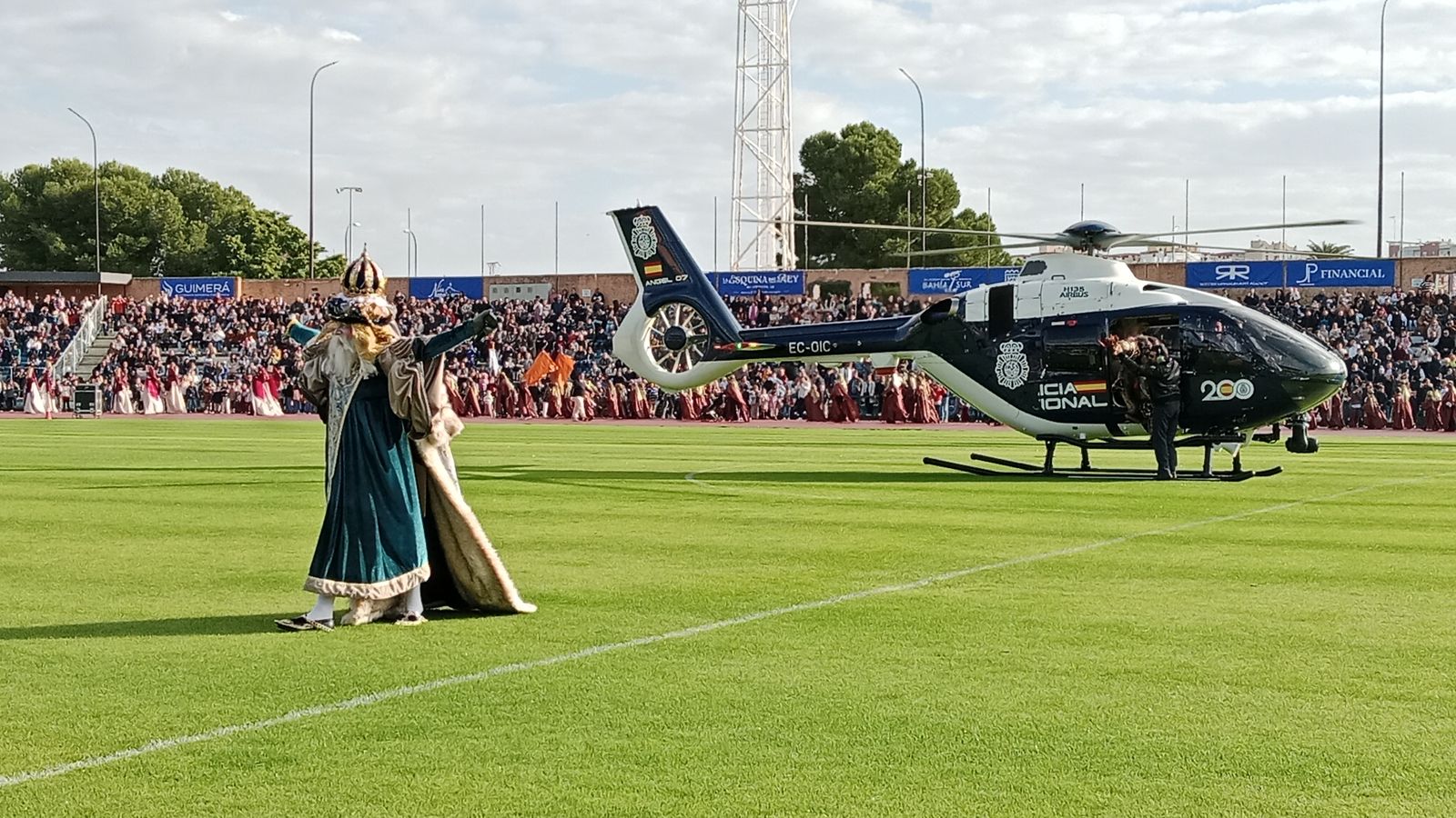 Así han llegado los Reyes Magos a San Fernando: las imágenes