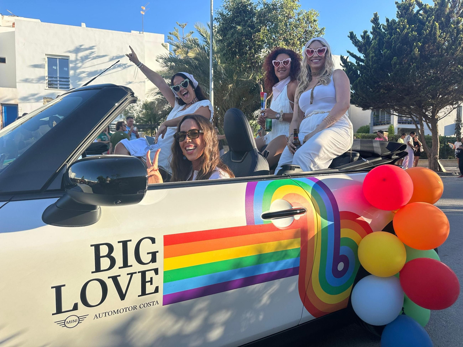 El Gran Desfile del Orgullo de Vera, en imágenes