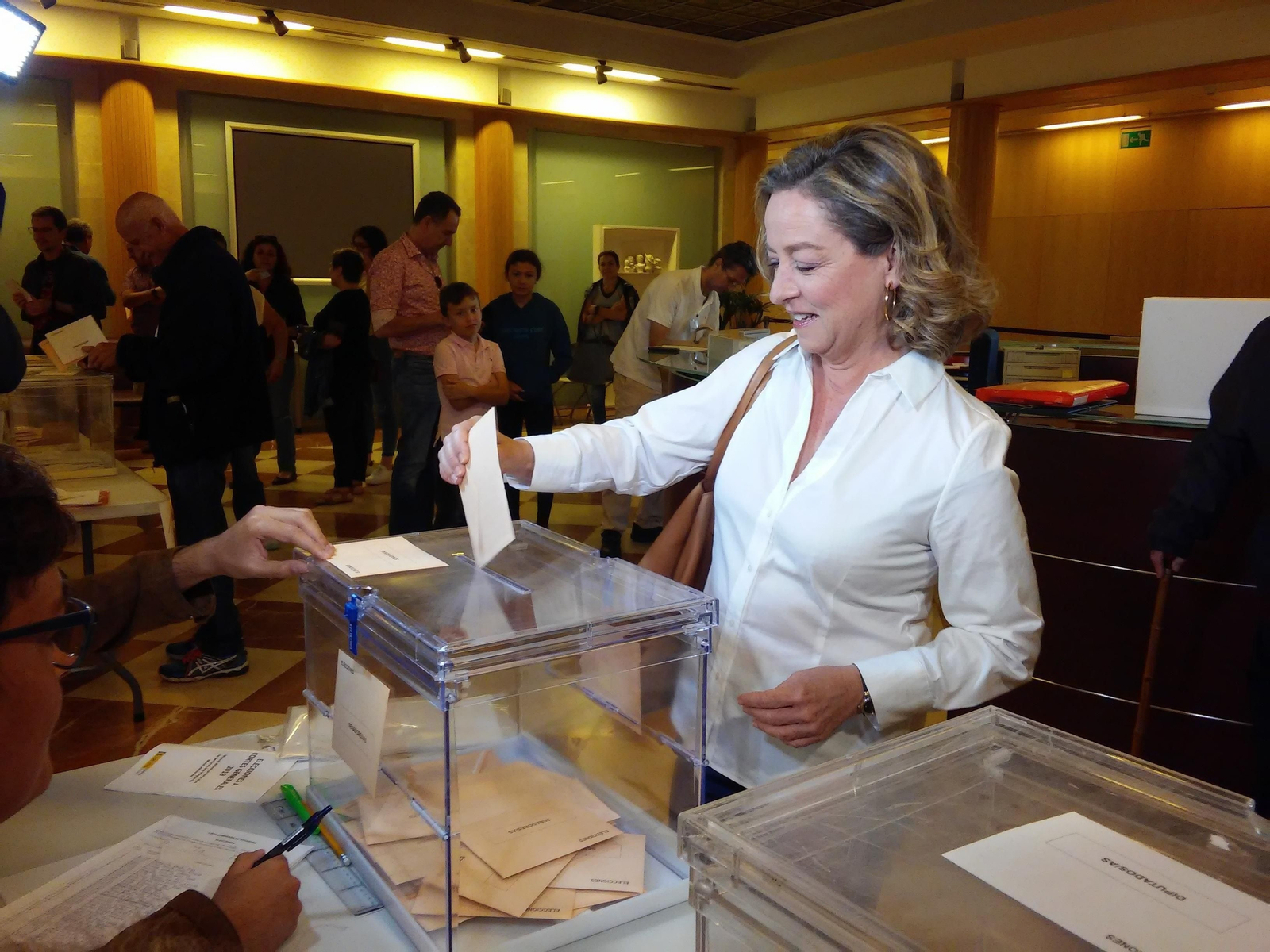Las imágenes de la jornada electoral en España.