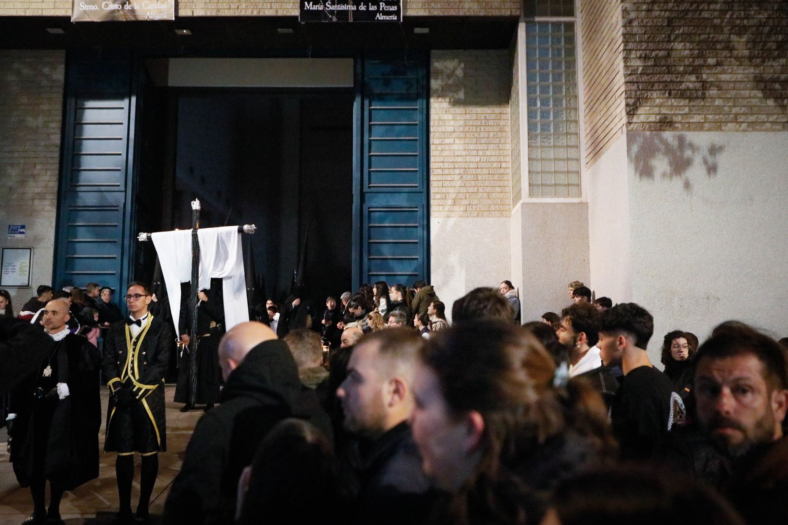 La procesión de La Caridad de Almería, en imágenes