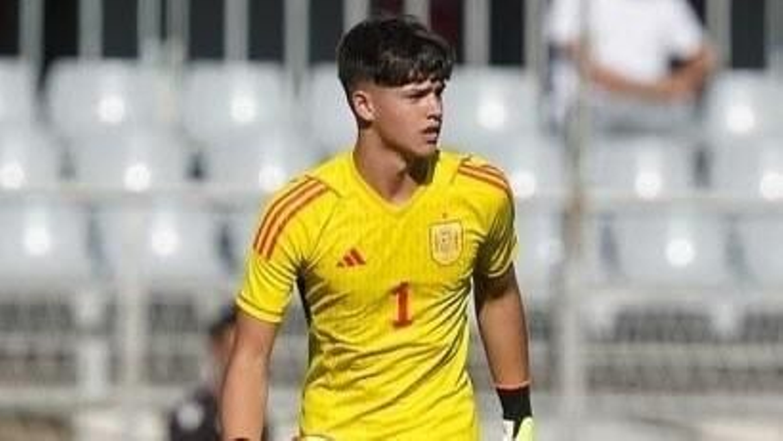 Izan Ramírez en un partido con España sub 14