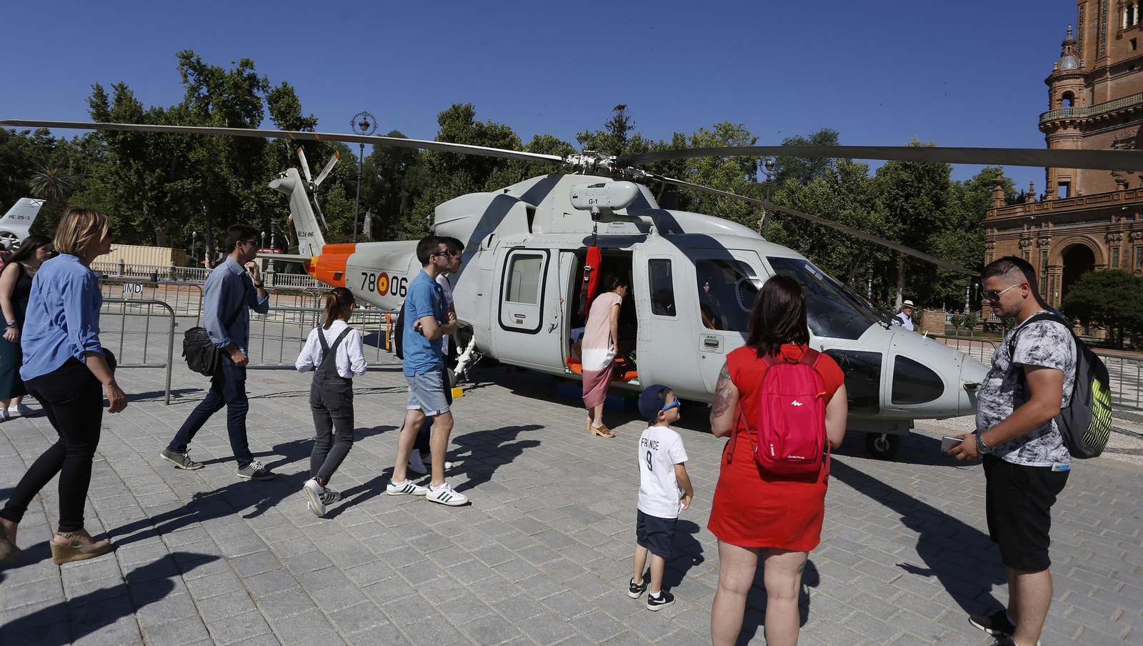 La exposición del Ejército en el Parque de María Luisa