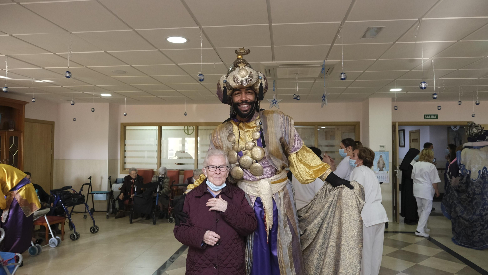 Los Reyes Magos en la Residencia Santa Teresa Jornet