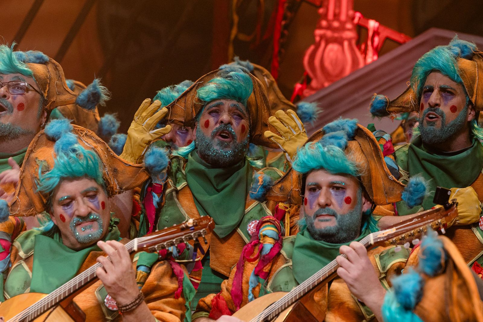 Búscate entre las mejores imágenes de la primera sesión de cuartos del COAC 2026