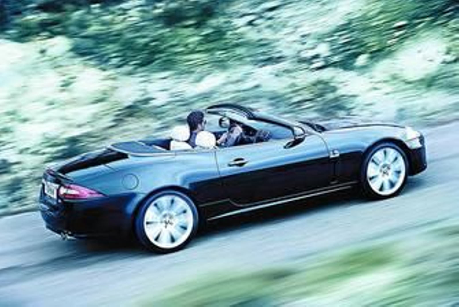 El Jaguar XKR sorprenderá por su estética