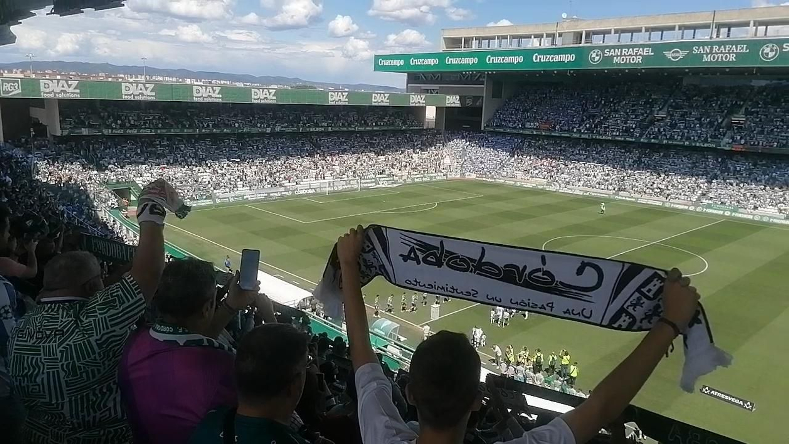 Así sonó el himno antes del Córdoba CF - Málaga CF