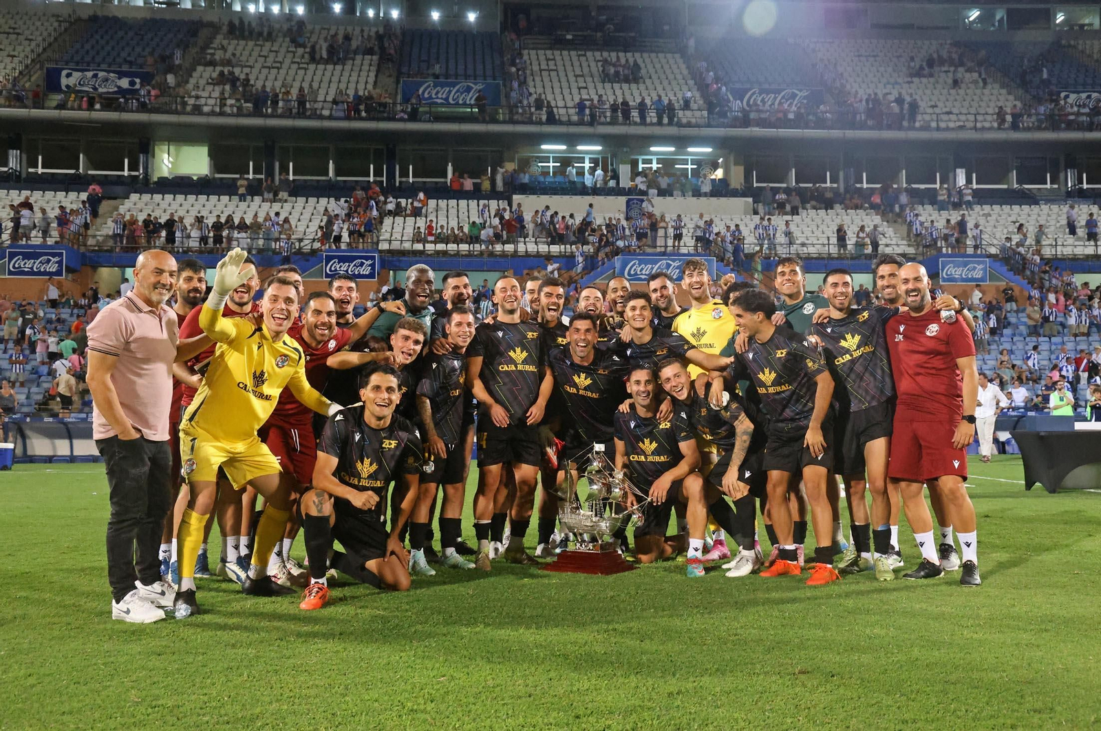 Las mejores imágenes del Trofeo Colombino con el Recreativo de Huelva, Zamora y Cacereño