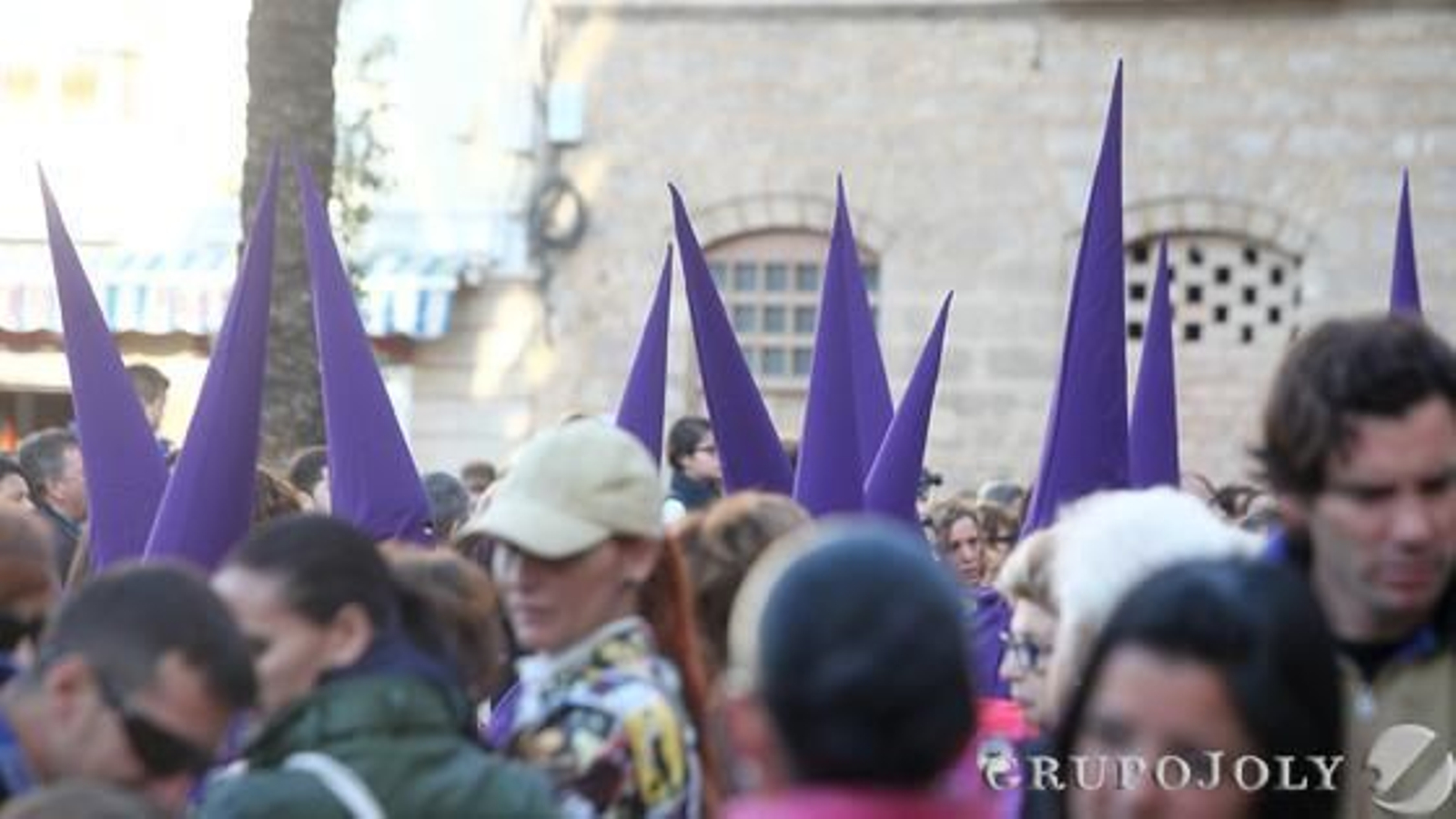 Venerable, Mercedaria y Lasaliana Cofradía de Penitencia de Nuestro Padre Jesús de la Sentencia y Nuestra Señora del Buen Fin. 

Foto: Jesus Marin