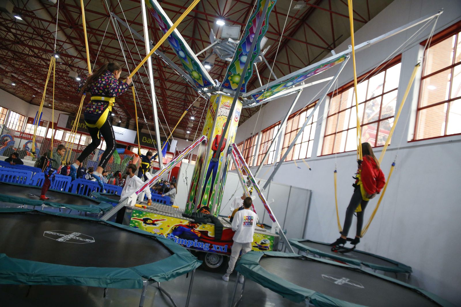 Así es el Juveándalus de Granada para la Navidad 2019, en imágenes