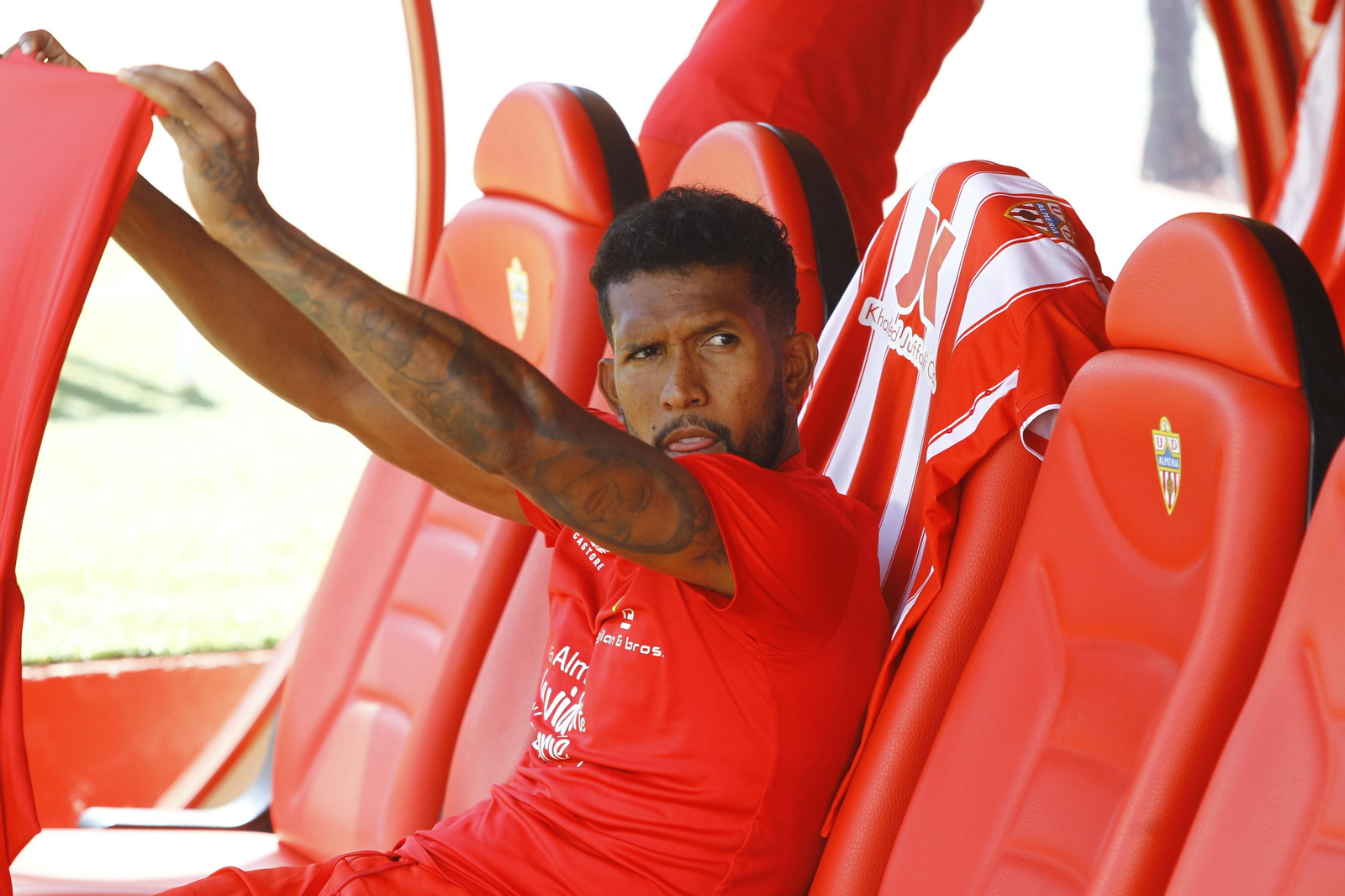 Imágenes del partido de la Liga Santander U.D. Almería-Cádiz C.F.