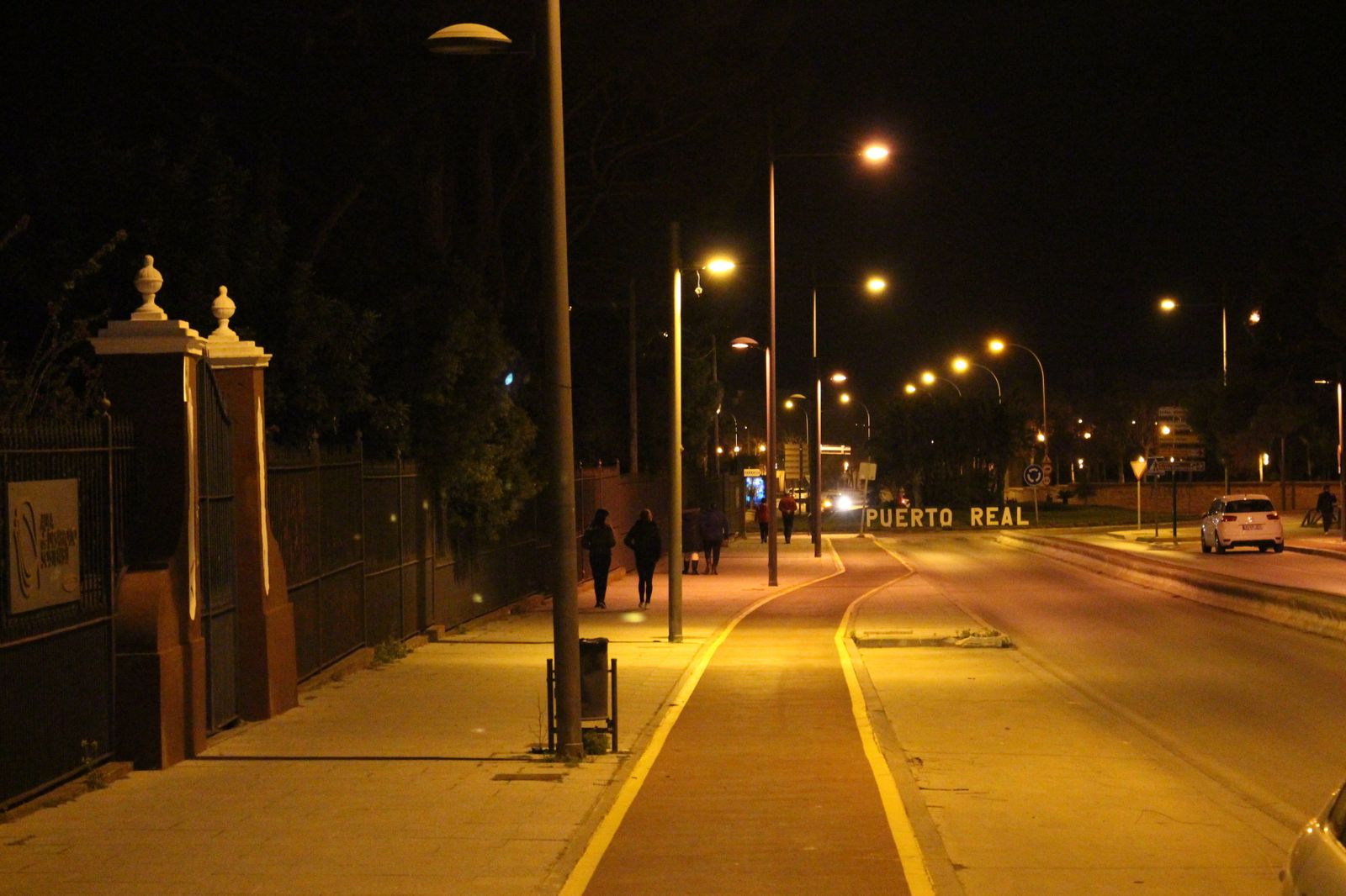 Iluminación en la Avenida de la Constitución de Puerto Real