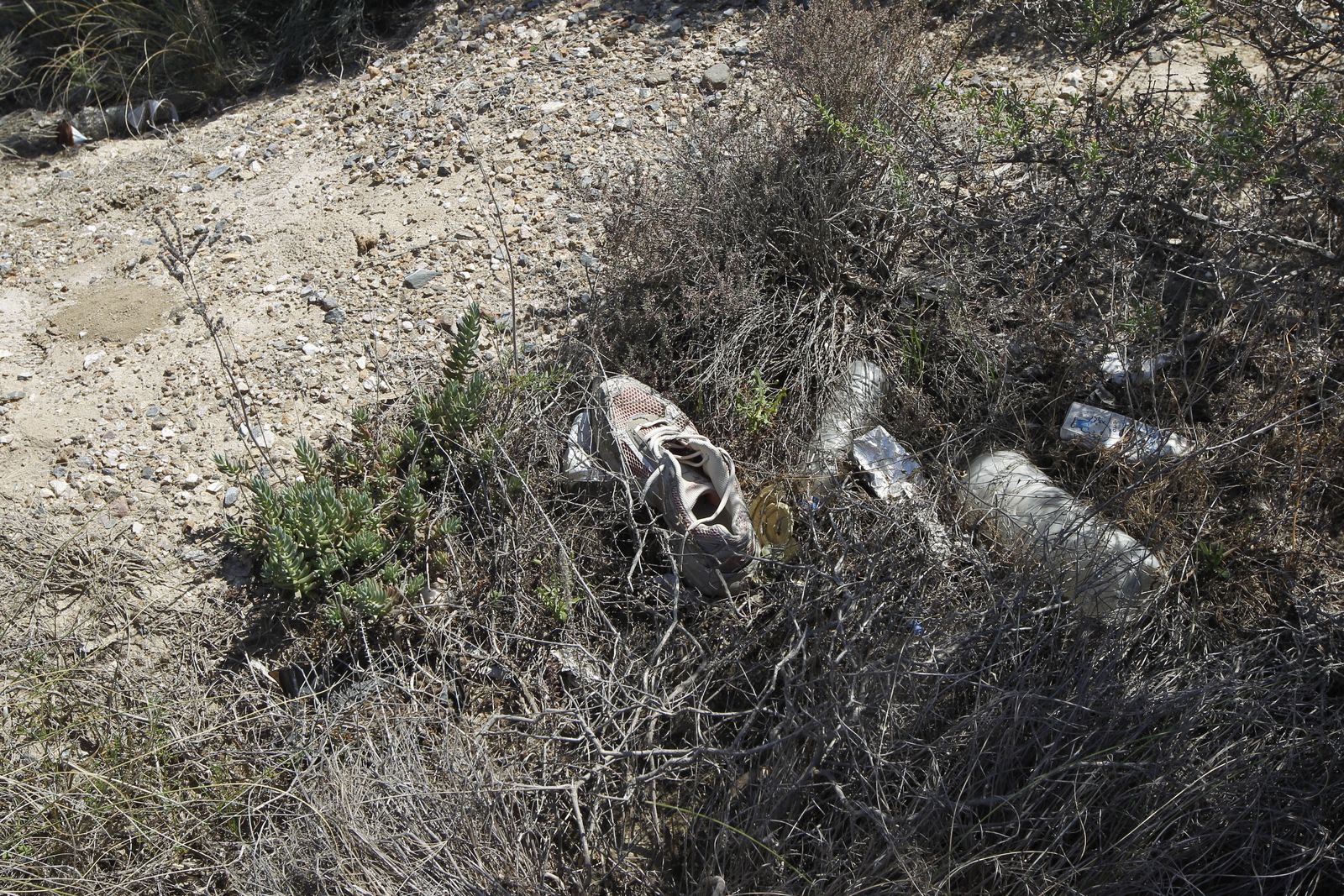 Fotogalería basura en el Desierto de Tabernas