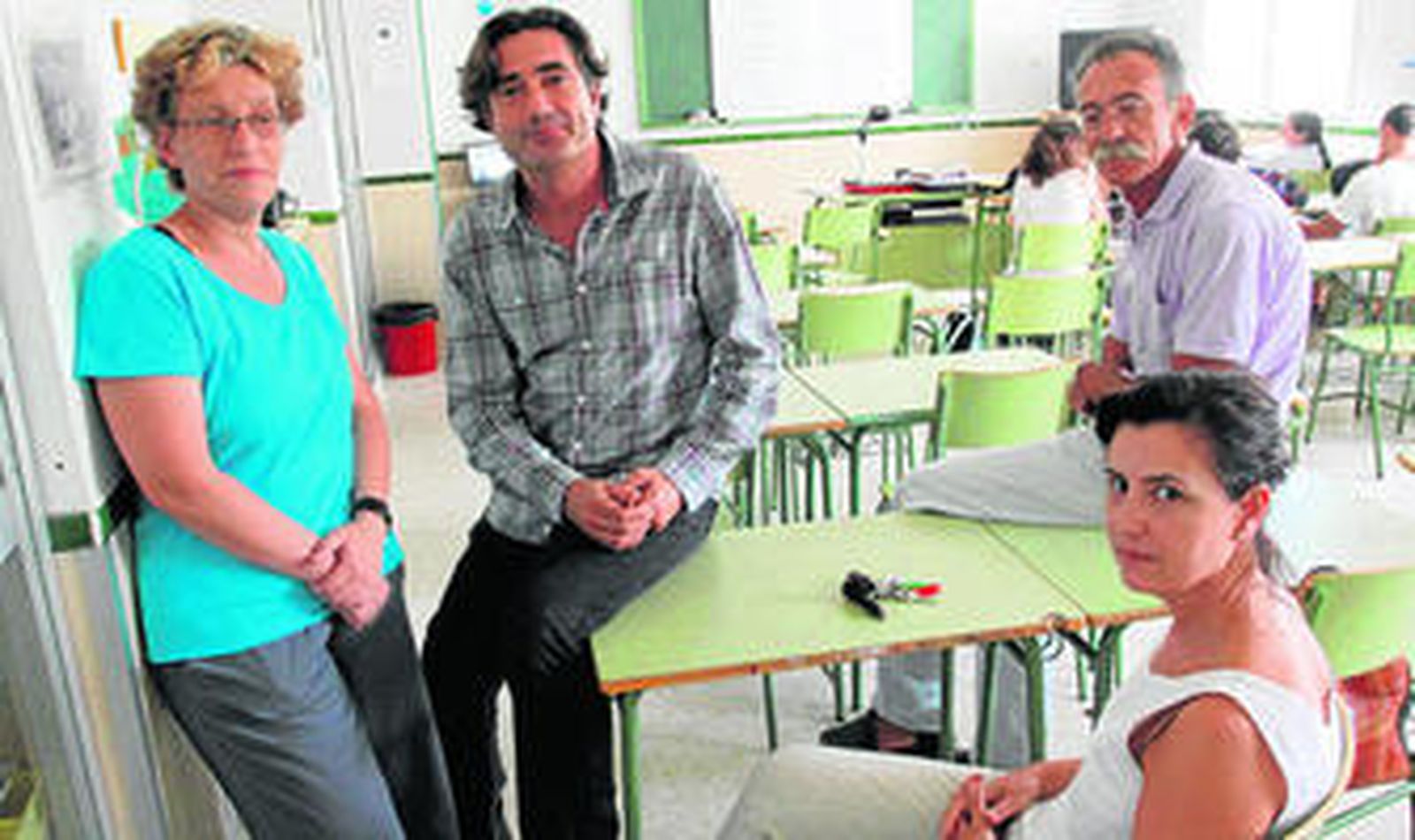 Catherine Gaibrois, Juan Manuel Roldán, Eduardo García y Rosa Alonso en el IES Mayorazgo.