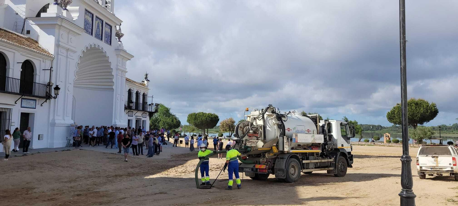 Desatasco preventivo en el dispositivo de saneamiento de Aqualia.