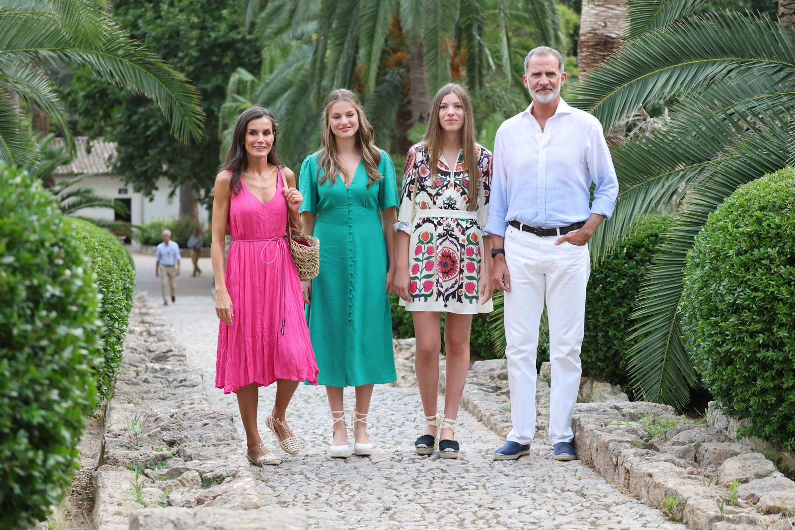 Posado del rey Felipe VI, doña Letizia, la princesa Leonor y la infanta Sofía en Mallorca