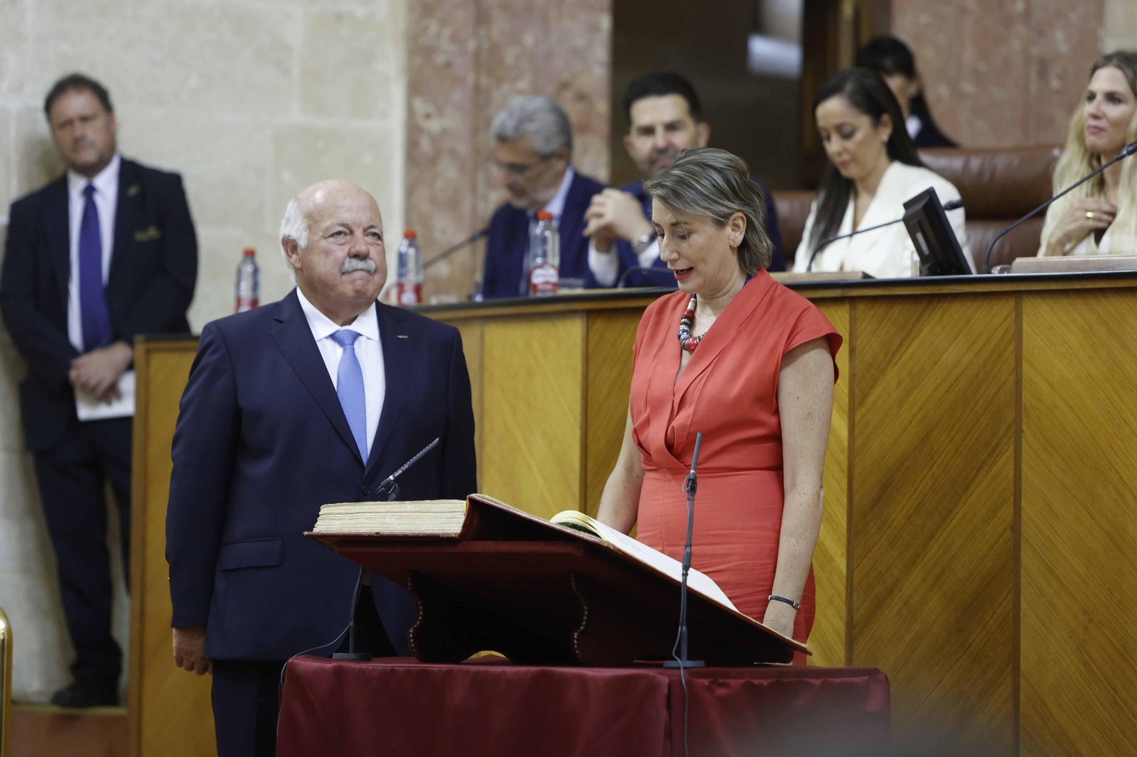La constitución del Parlamento andaluz, todas las imágenes