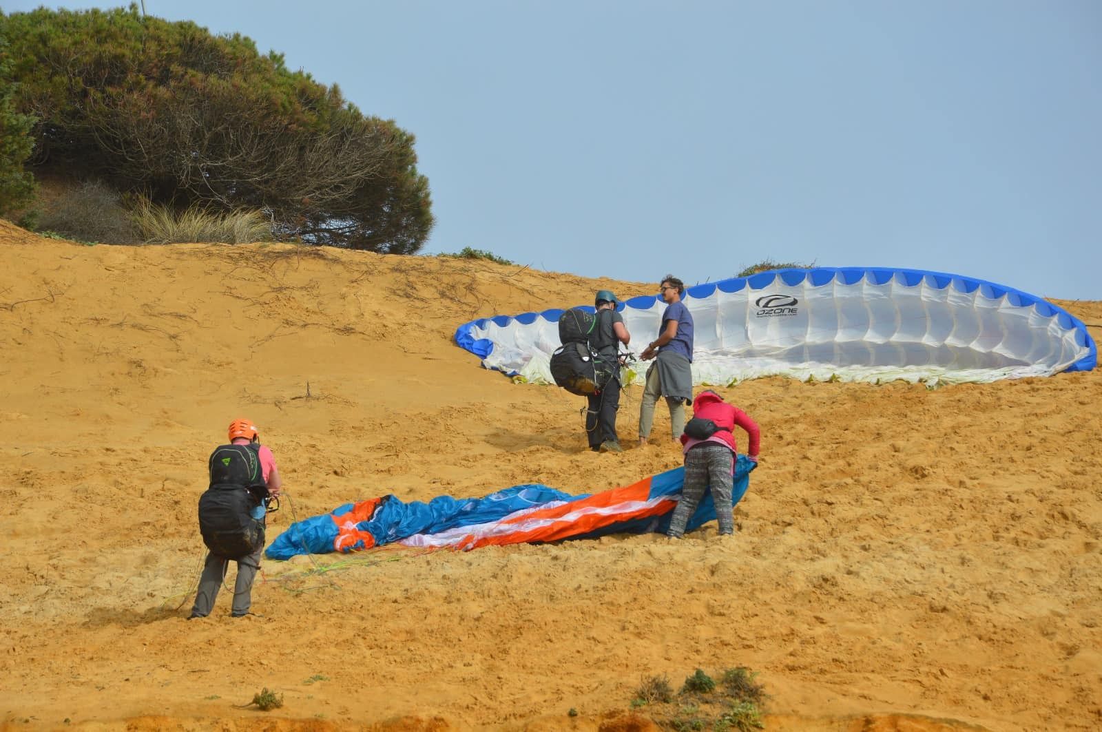 La duna de salto de parapente más alta de Europa está en esta playa de Huelva