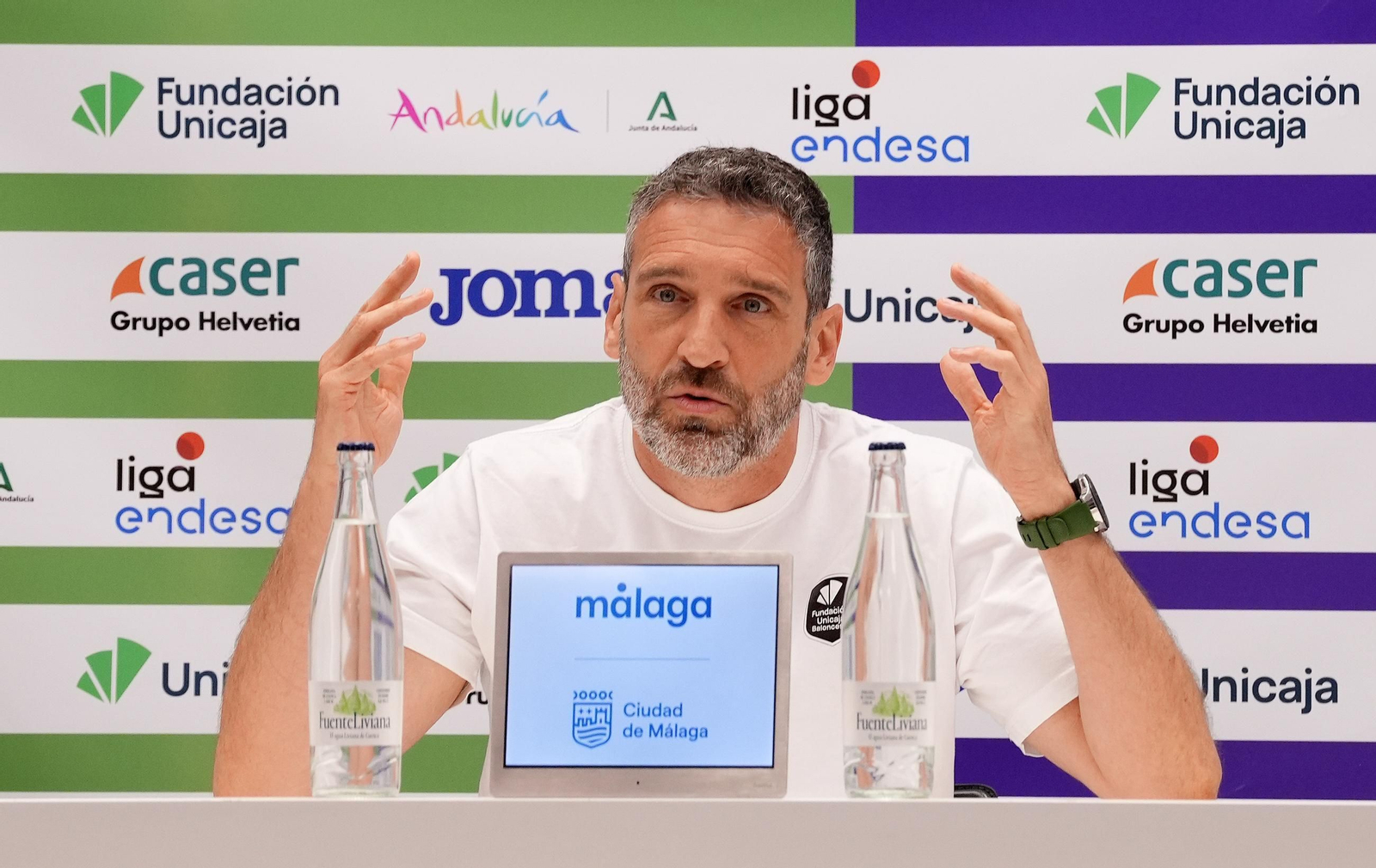 Ibon Navarro, en la sala de prensa del Carpena.