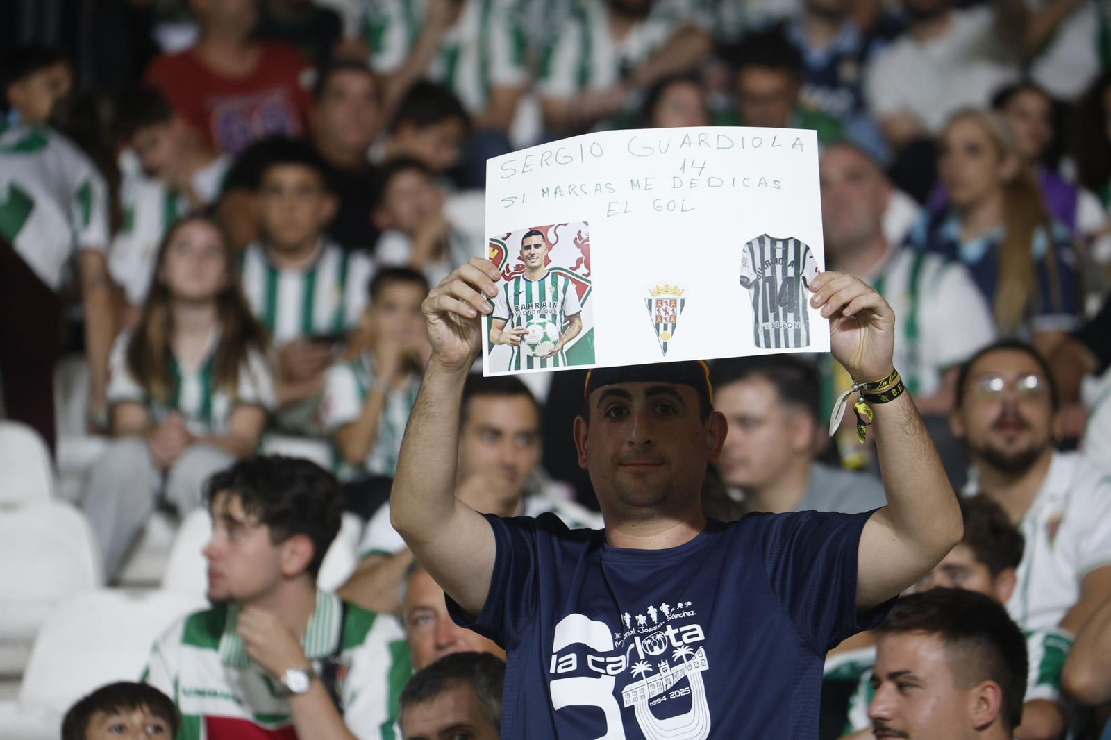 Las mejores fotos del ambiente en El Arcángel para el Córdoba CF - Cultural Leonesa