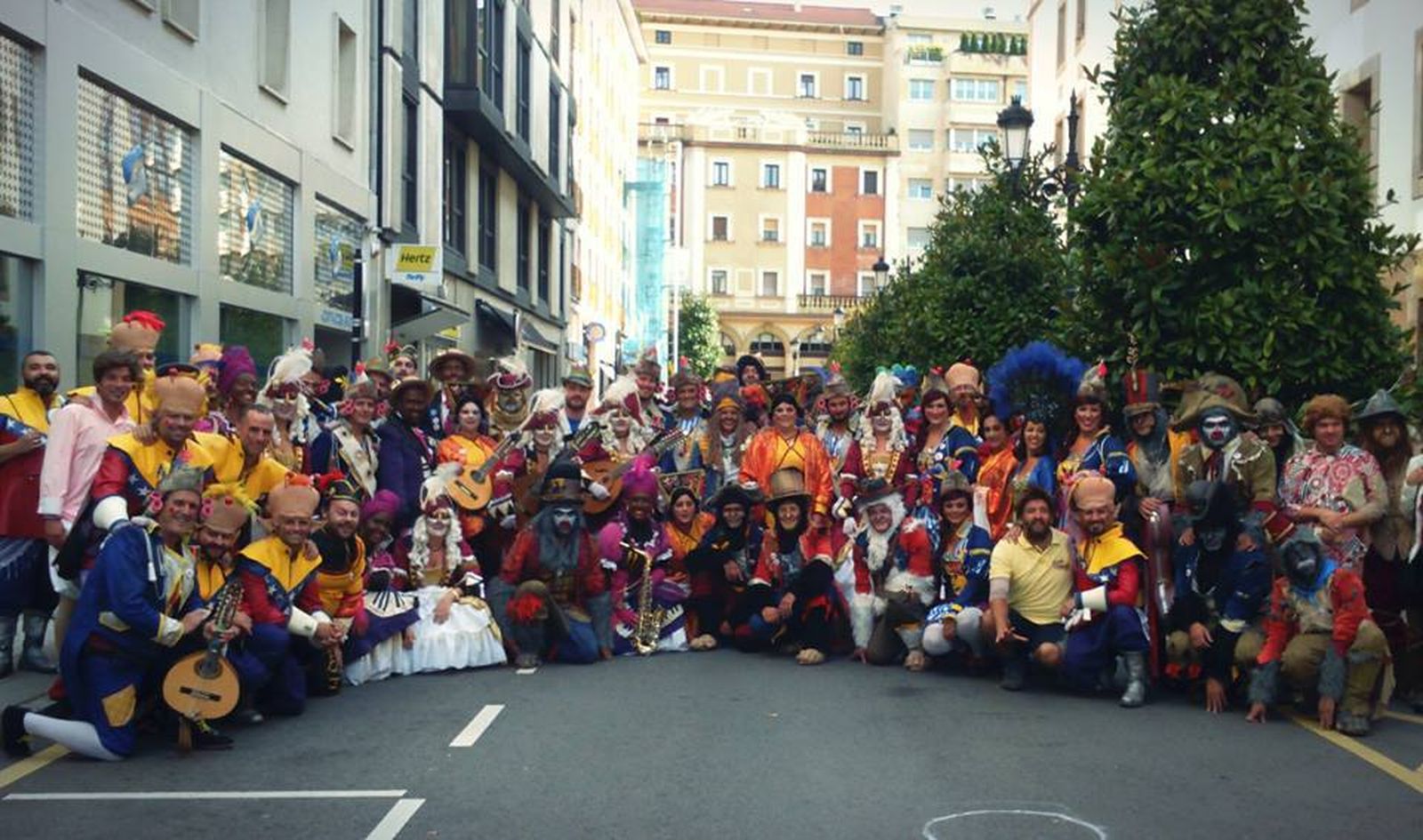 El Carnaval de Cádiz triunfa en Oviedo