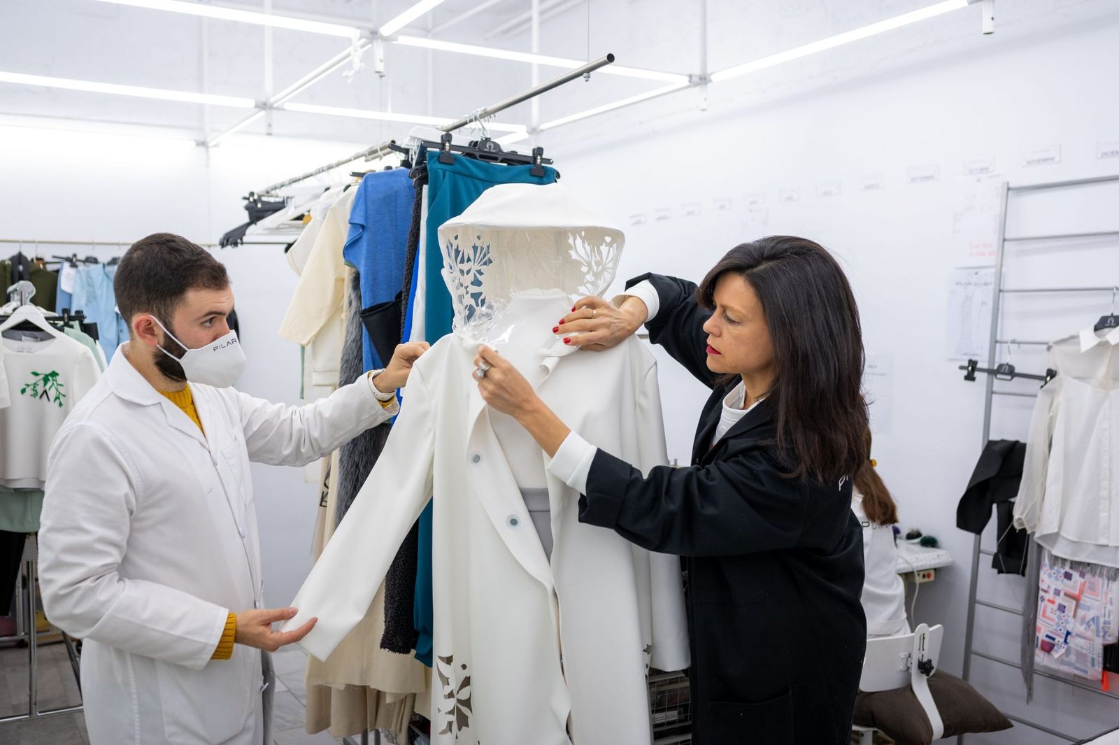 Pilar Dalbat presenta su colección 'Taracea Winter' en MBFWM