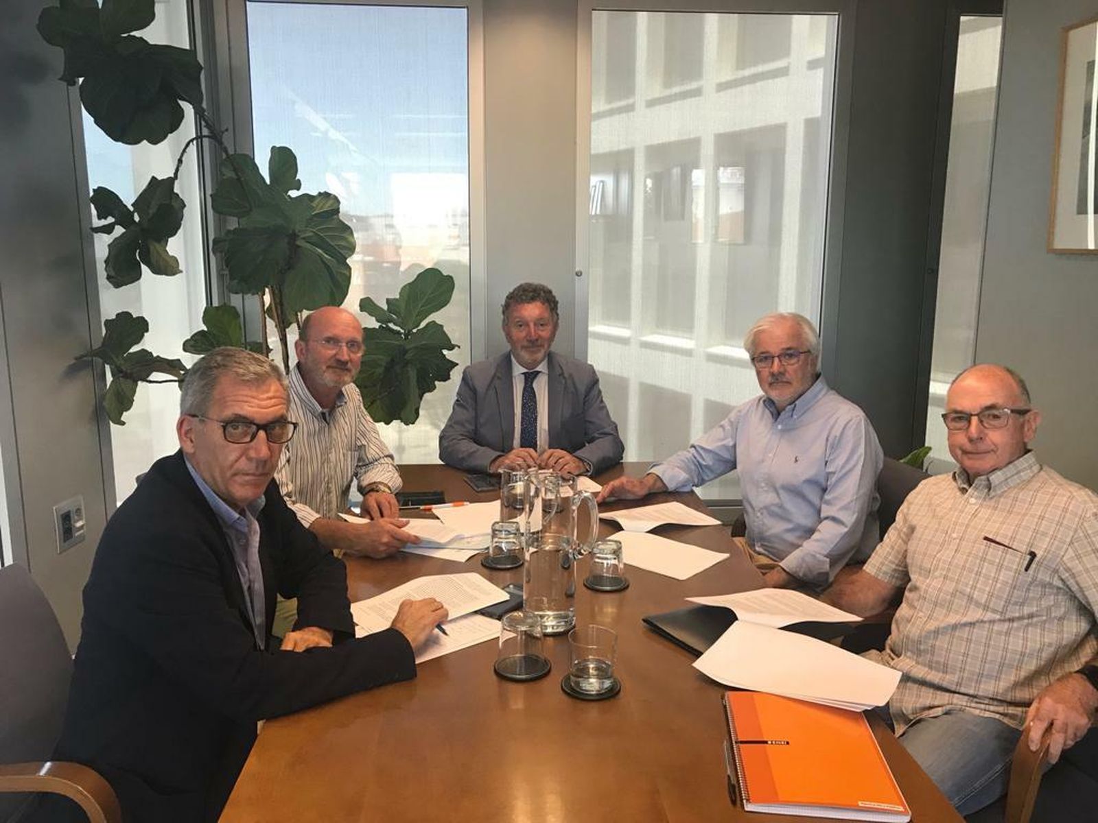 Representantes de la Asociación Salvemos Nuestras Casas Axarquía (Soha).