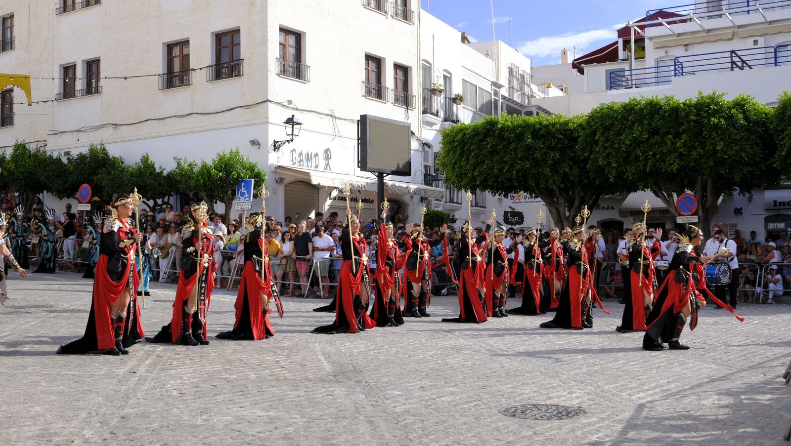 Imágenes del desfile de Moros y Cristianos 2023, en Mojácar
