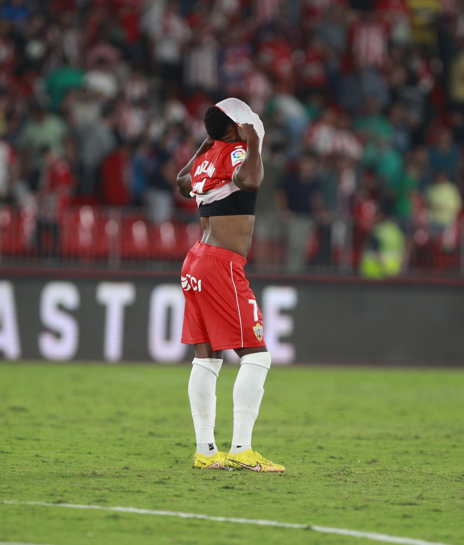 Imágenes del partido de fútbol U.D. Almería-Girona F.C.