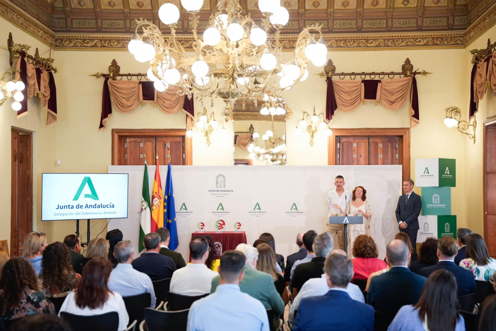 El Día de la Empresa Andaluza de Almería, en imágenes