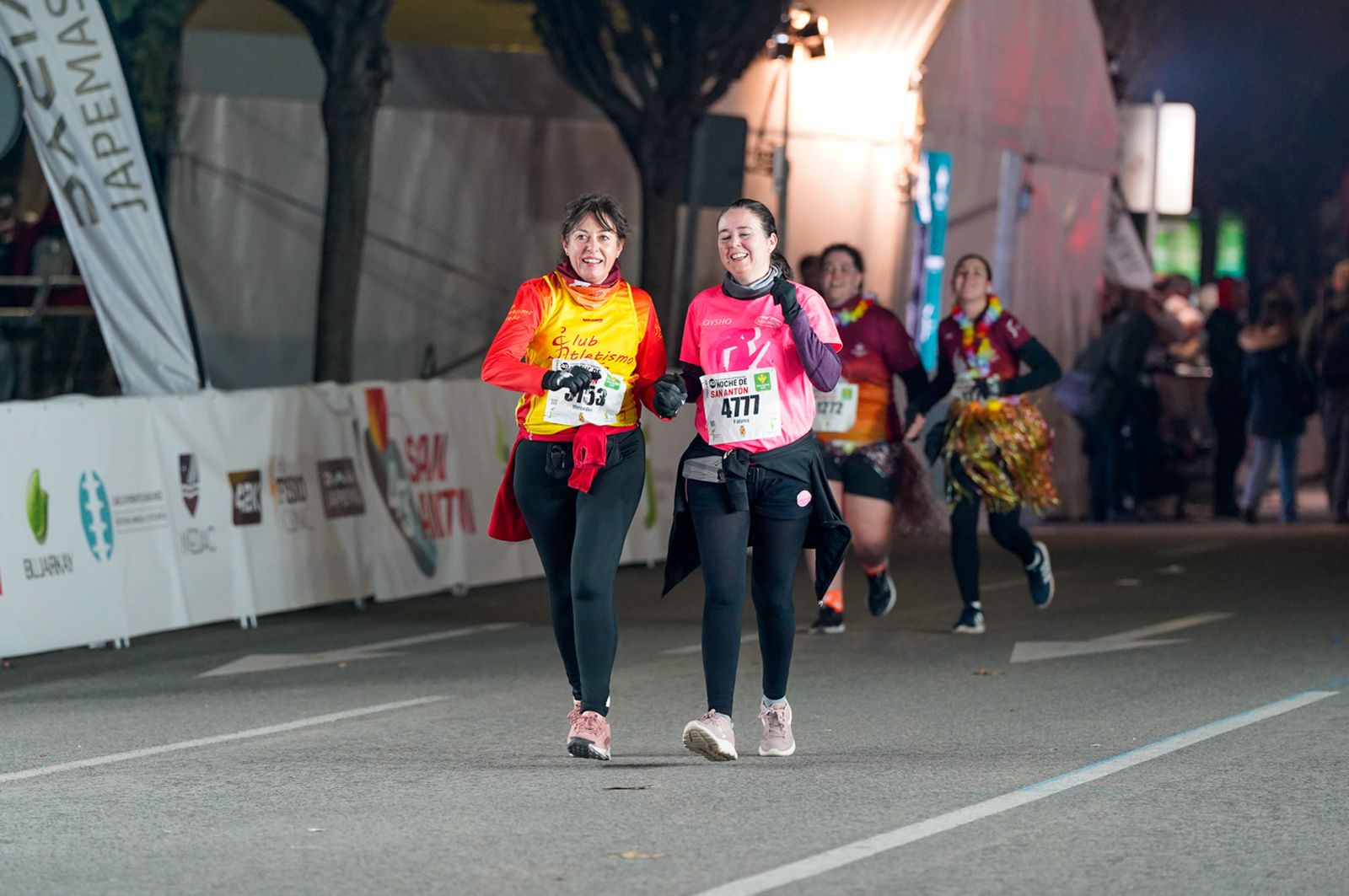 En imágenes: búscate en tu llegada a meta de la Carrera de San Antón 2026 (5)