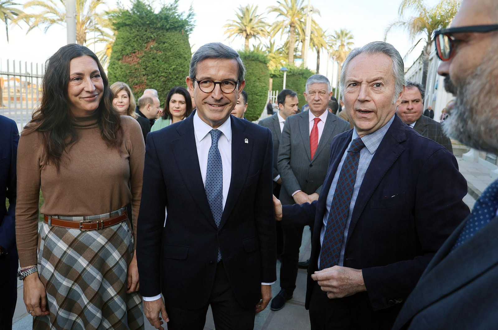 Imágenes del desayuno-coloquio con Jorge Paradela en el Foro Joly Andalucía celebrado en Huelva