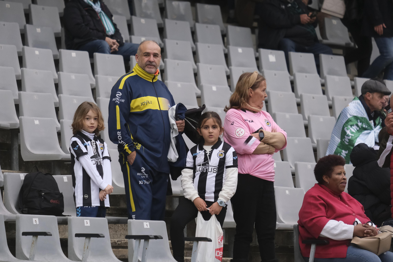 Las fotos del ambiente del Córdoba-Balona en el Nuevo Arcángel (0-1)