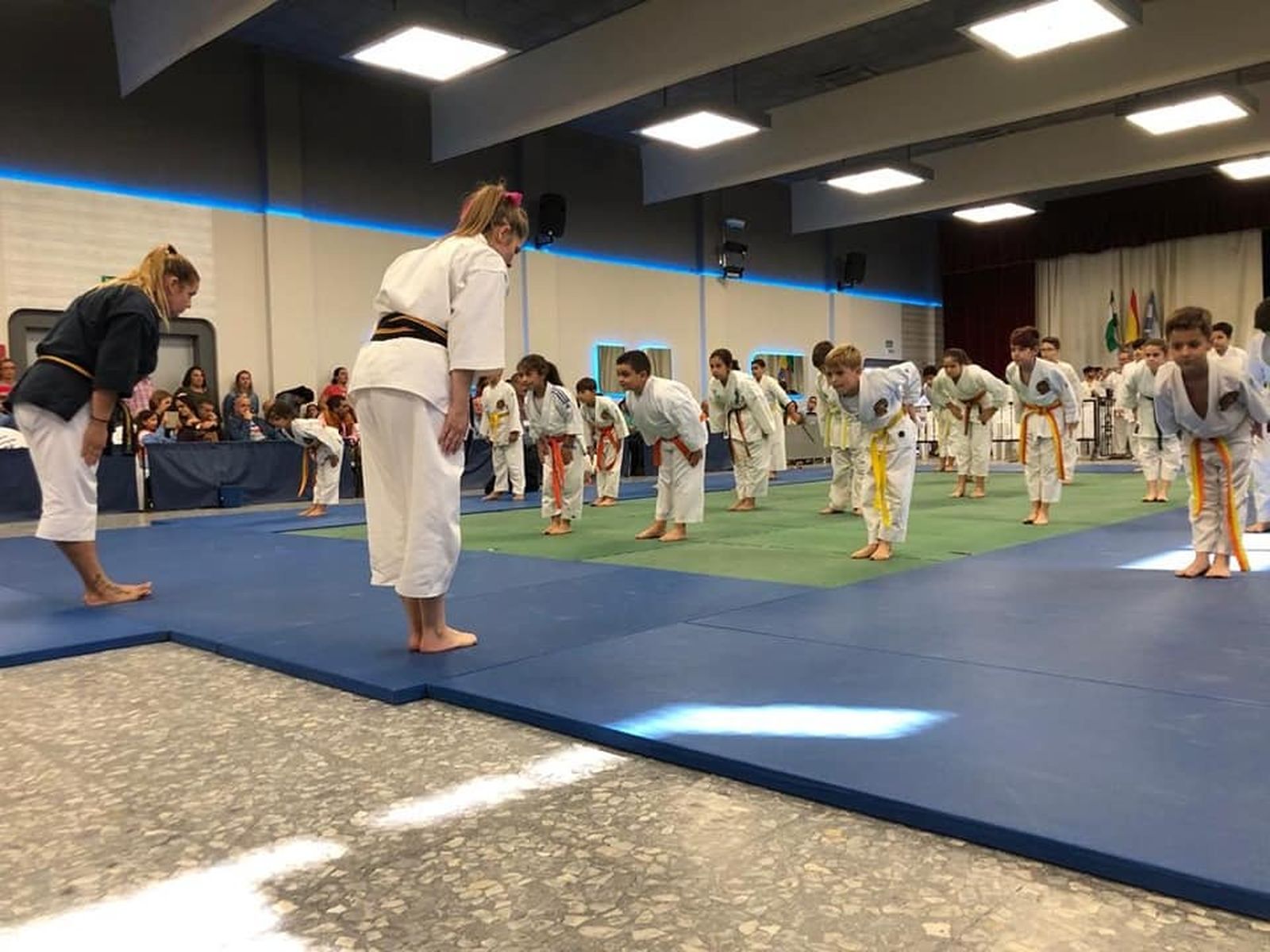 XII Gran Gala Solidaria de Artes Marciales en el Club Nazaret