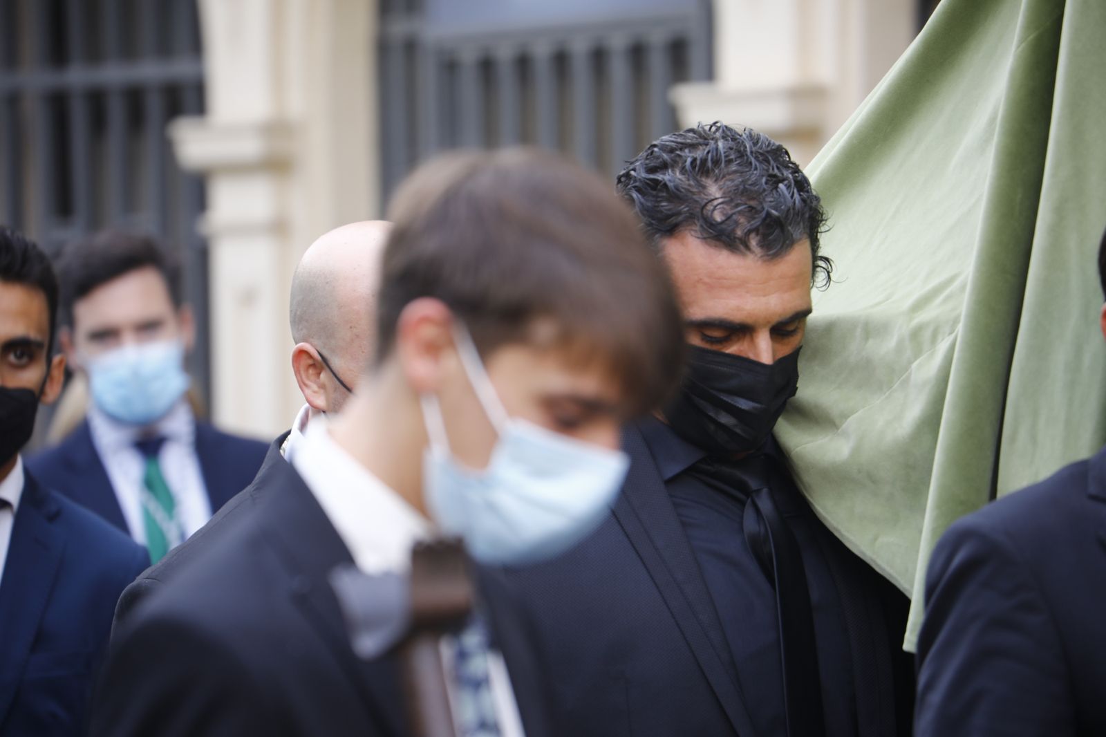 El rosario matinal de la Virgen de la Paz, en fotografías