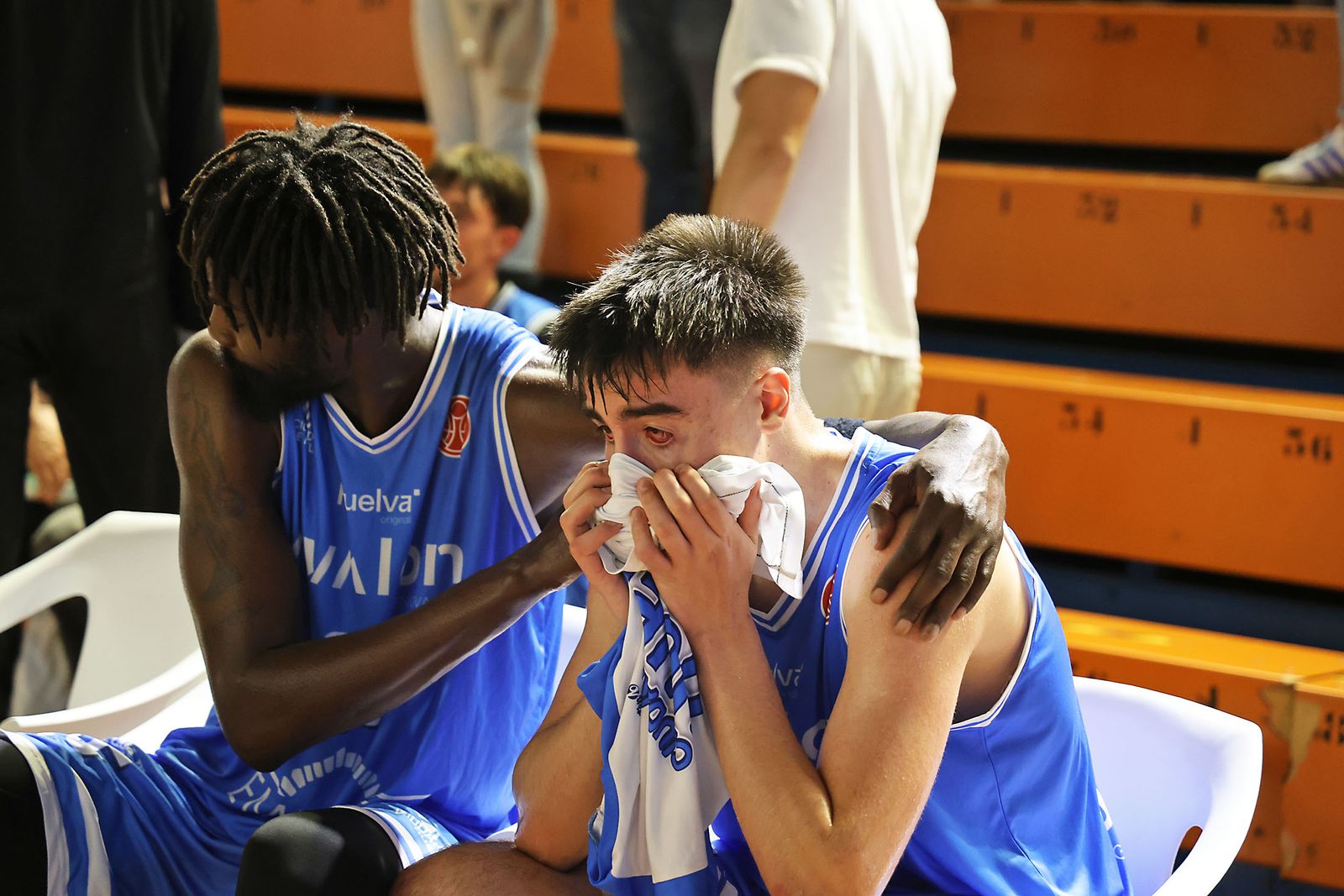 Las imágenes del partido de vuelta entre el Ciudad de Huelva y el Homs UE Mataró