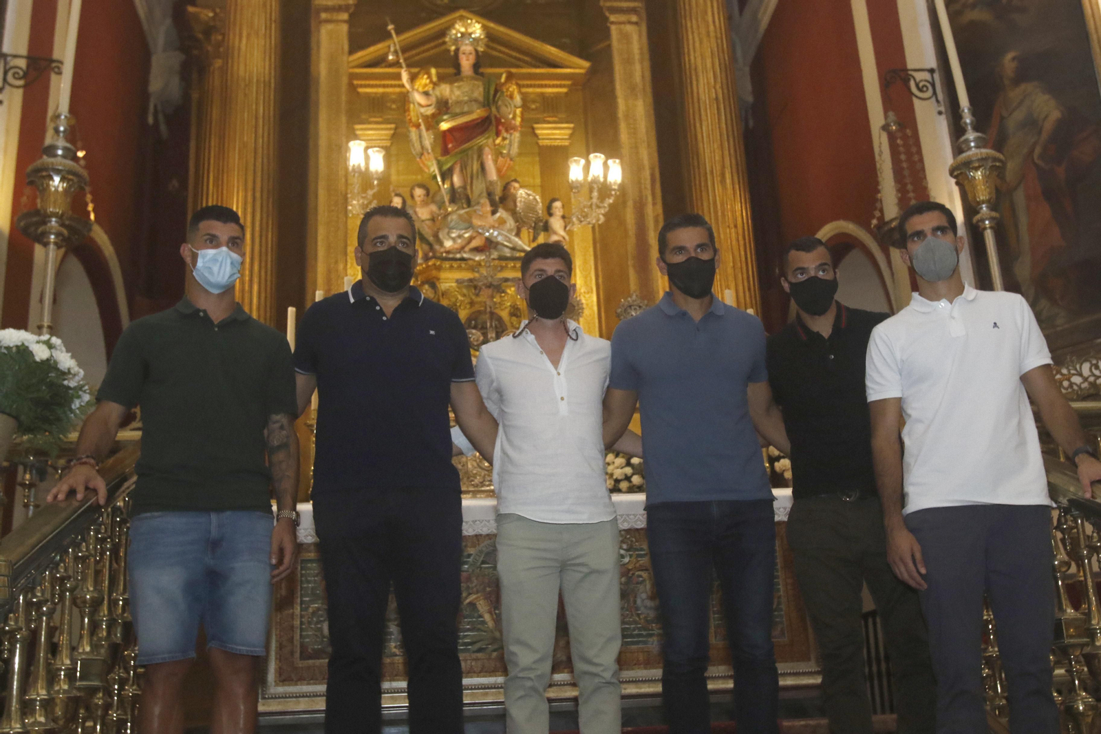 Las imágenes de la ofrenda floral del Córdoba CF a San Rafael