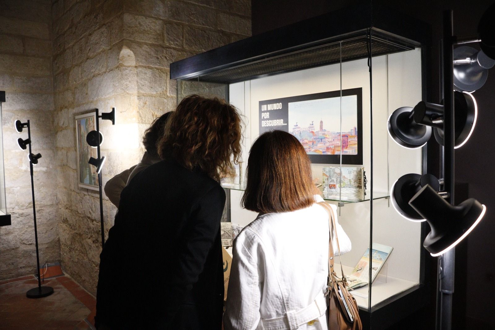 Las mejores imágenes de la exposición 'El Arte de Viajar o Viajar con Arte' en Córdoba