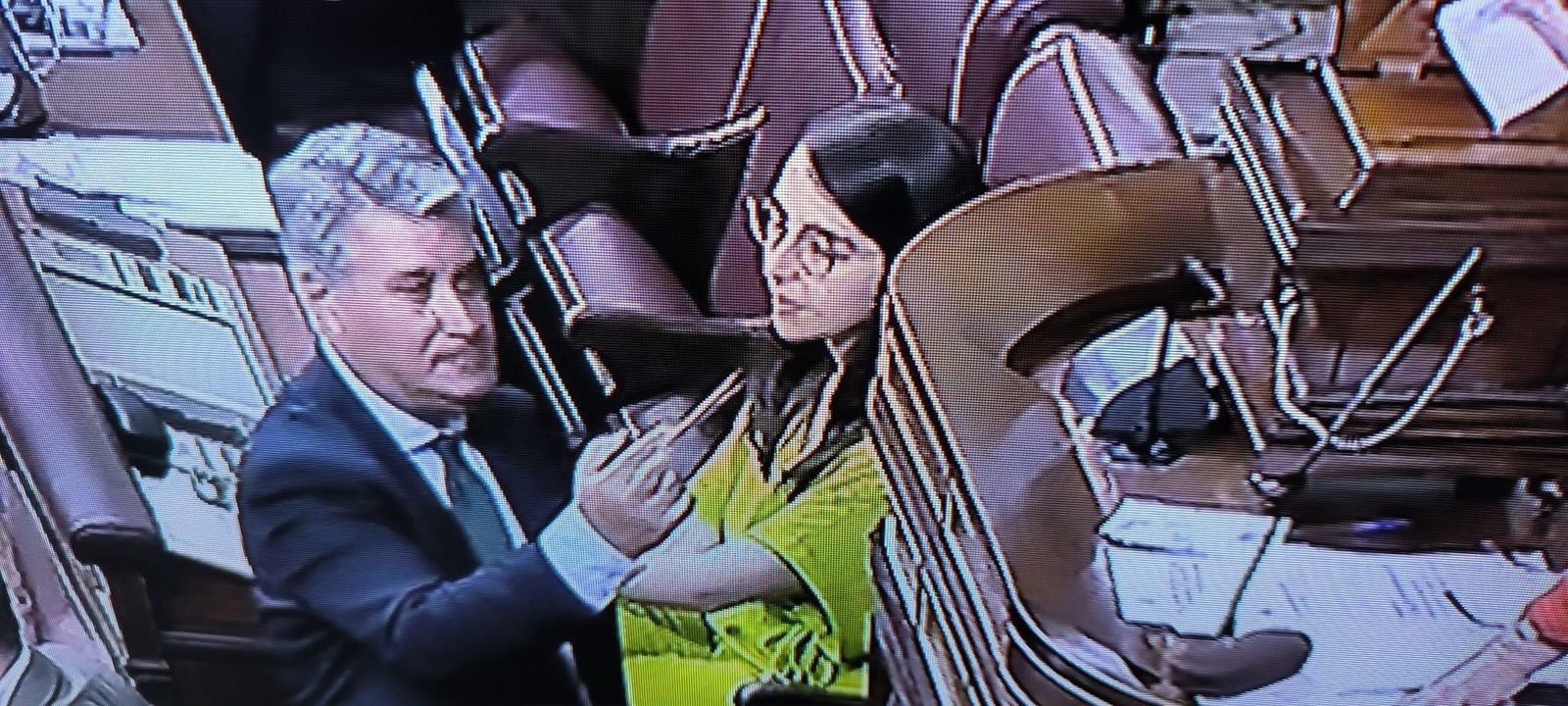 ¡Camarero! Una de Campari y otra de gambas