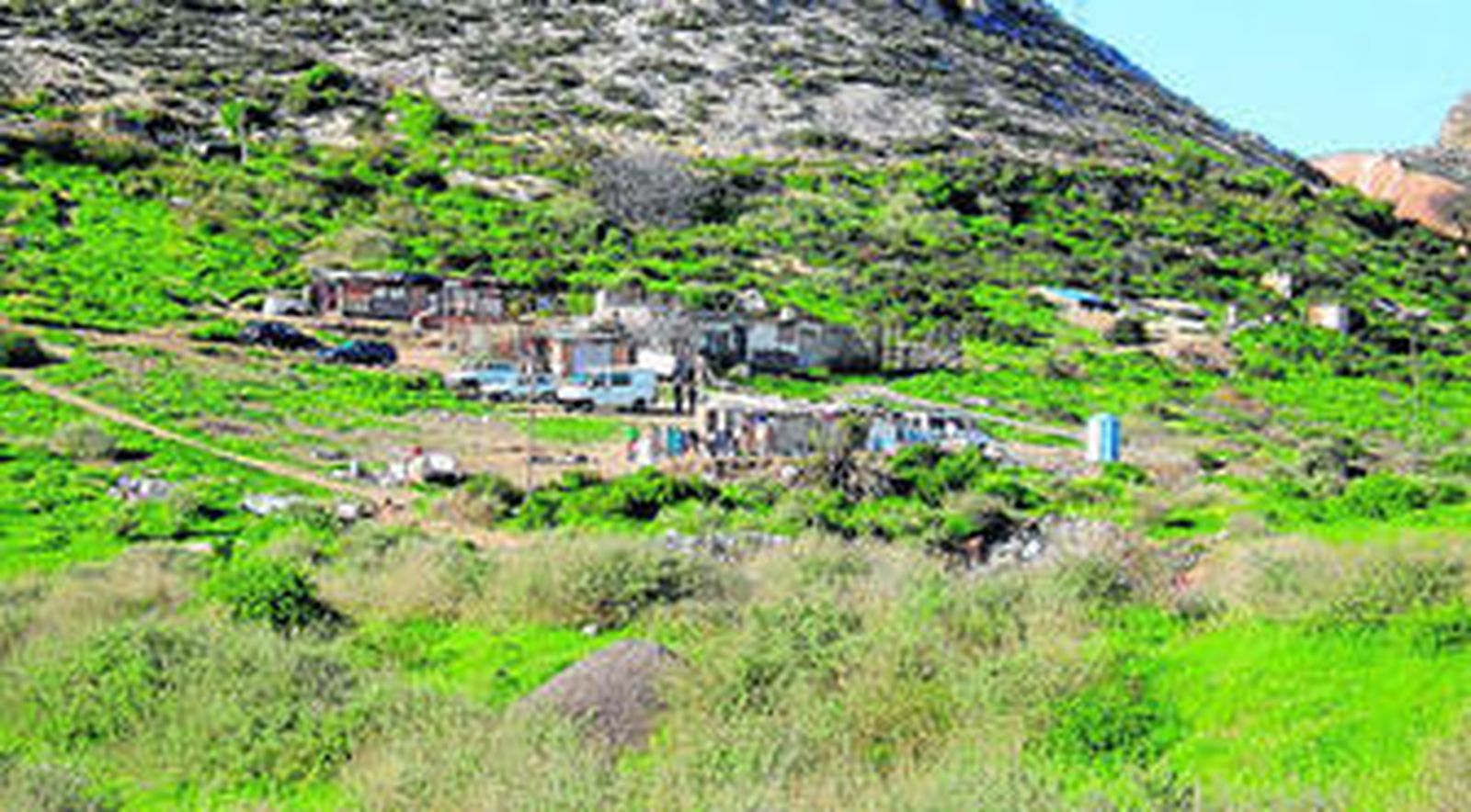 Existen varios asentamientos en la ladera del cerro de la Fuentecica.