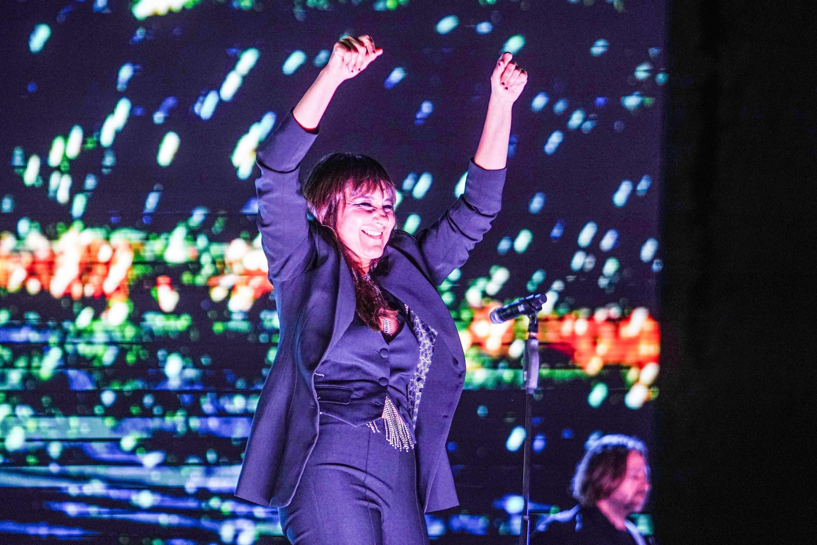 Las mejores imágenes del concierto de Amaral en Granada