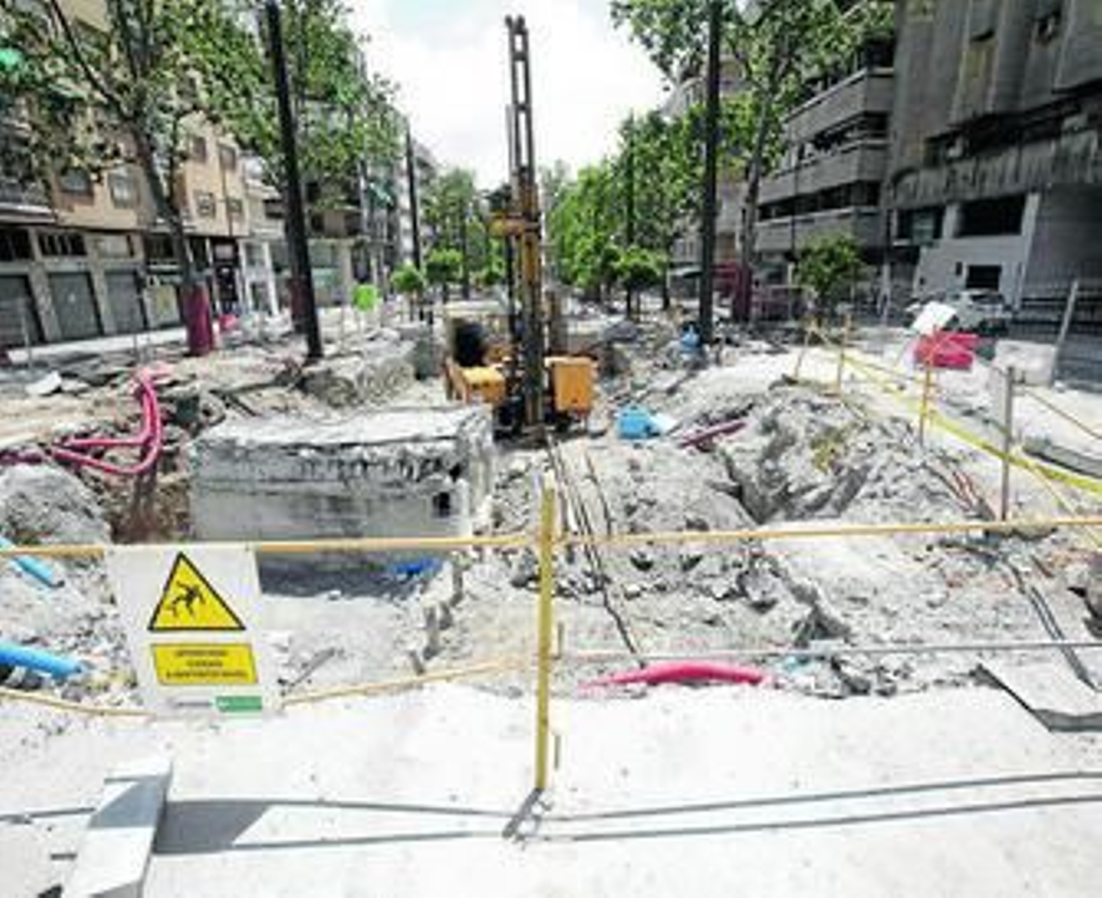 Las obras están activas en la Avenida Andaluces, pero sin entrar a los terrenos de Renfe.