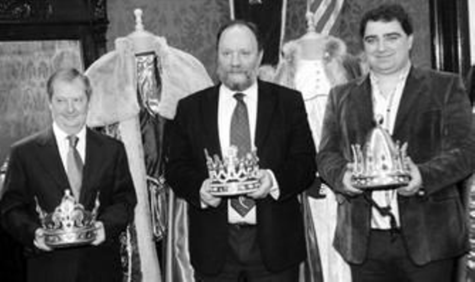 El gerente de Súper Dani, Daniel Lozano, el rector de la UGR, Francisco González Lodeiro, y el responsable de Hufrago, Francisco Huertas.