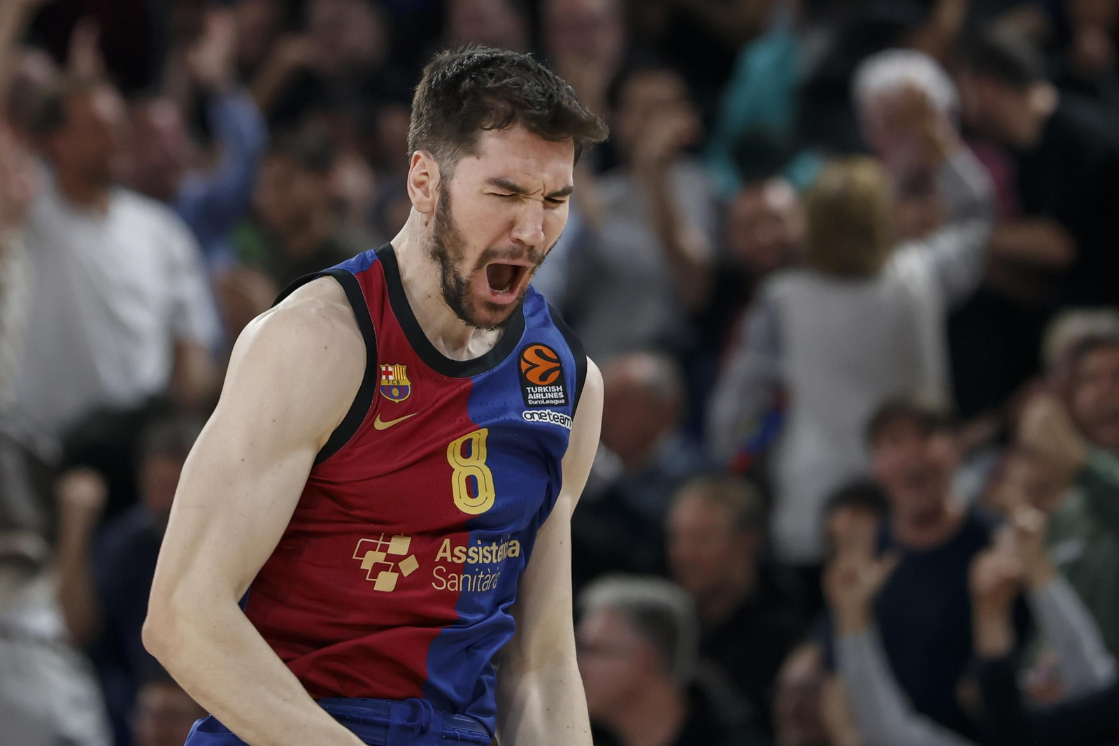 Brizuela ruge en un partido de Euroliga.