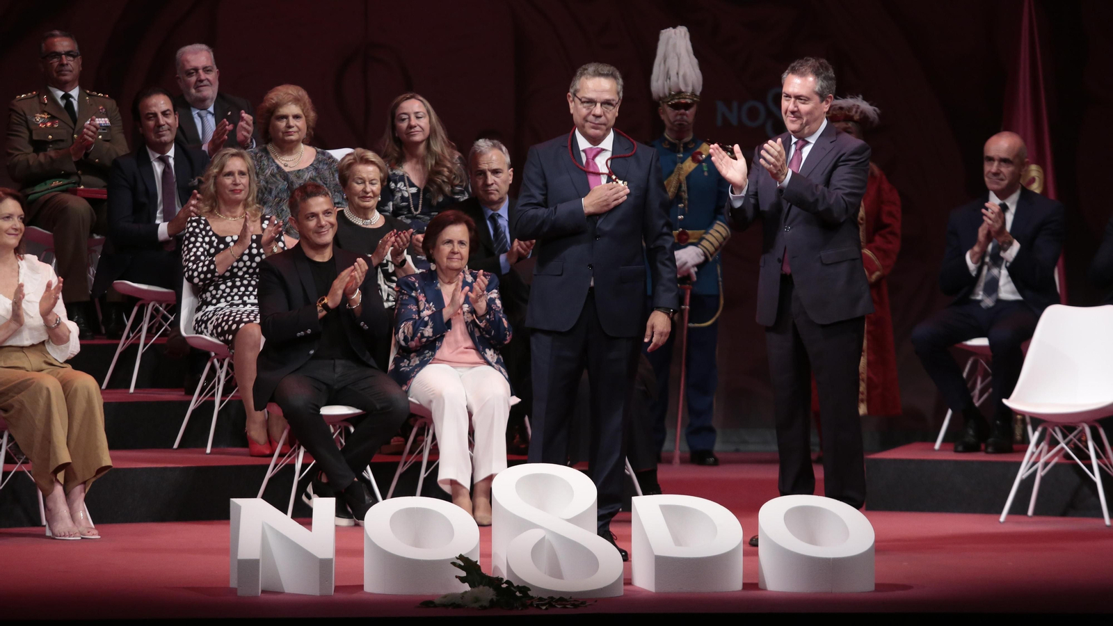 Las imágenes de la entrega de las Medallas de Sevilla